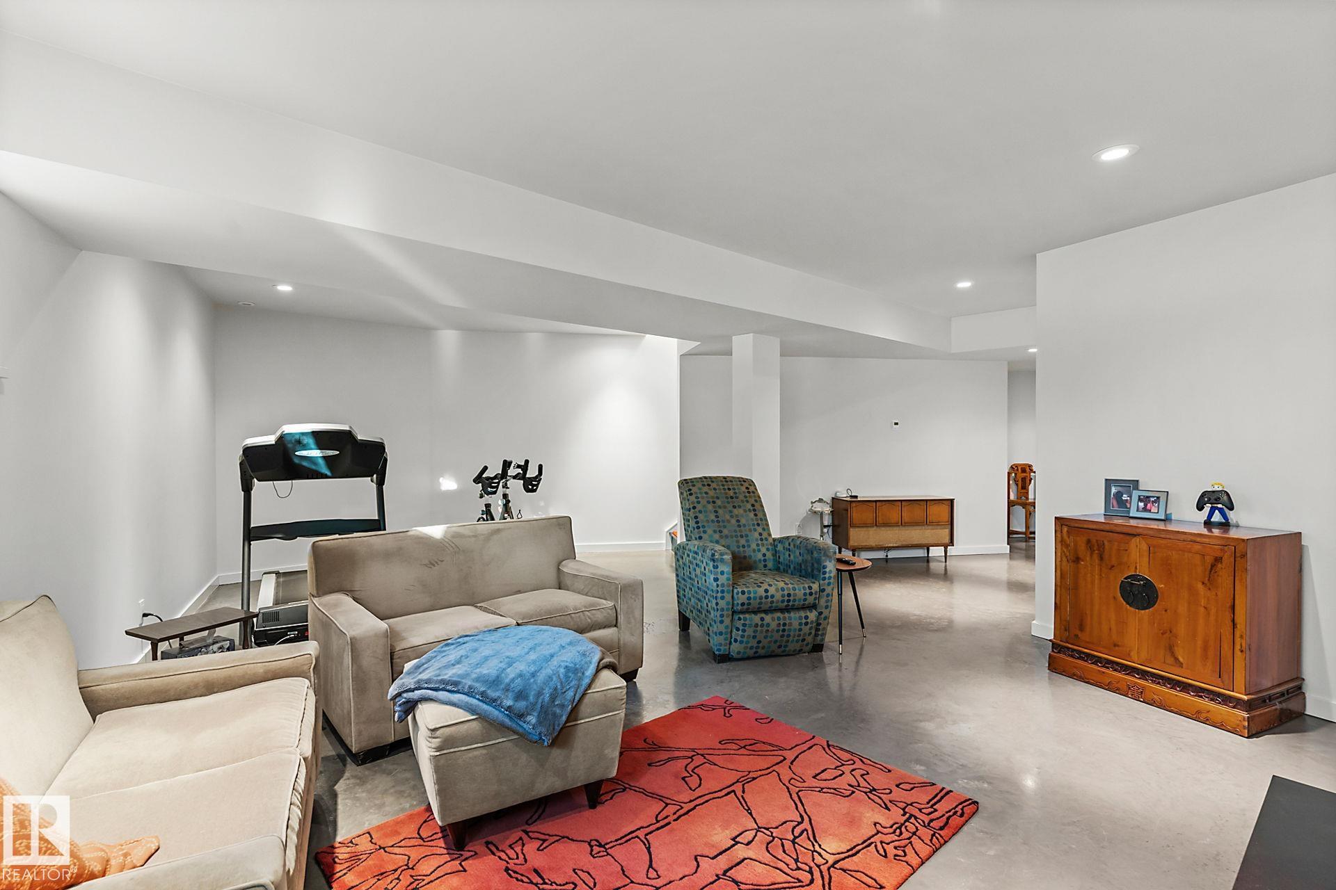 Photo 37 at 6428 Ada Boulevard NW, Highlands, Edmonton