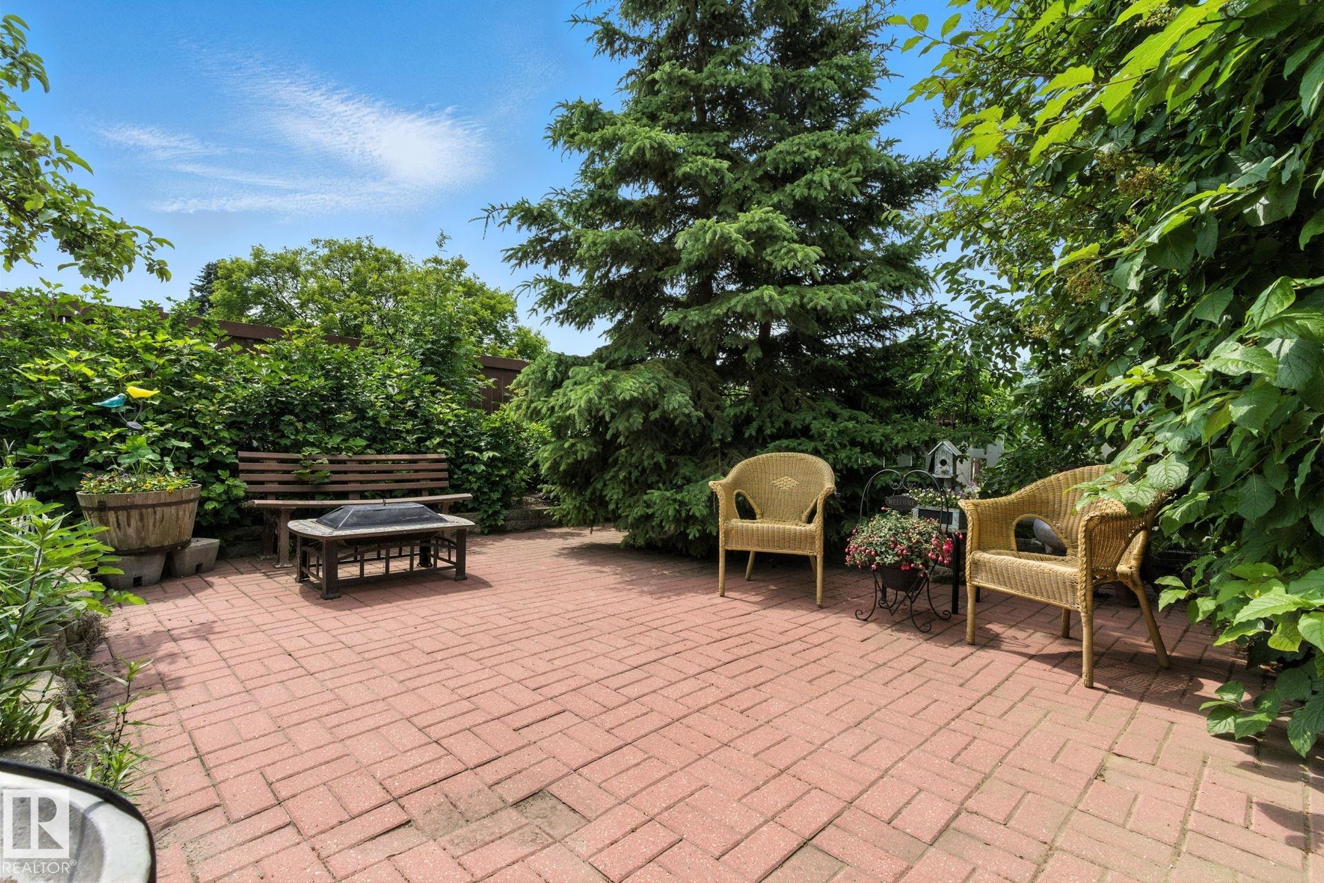 Photo 29 at 9608 98a Street, Morinville