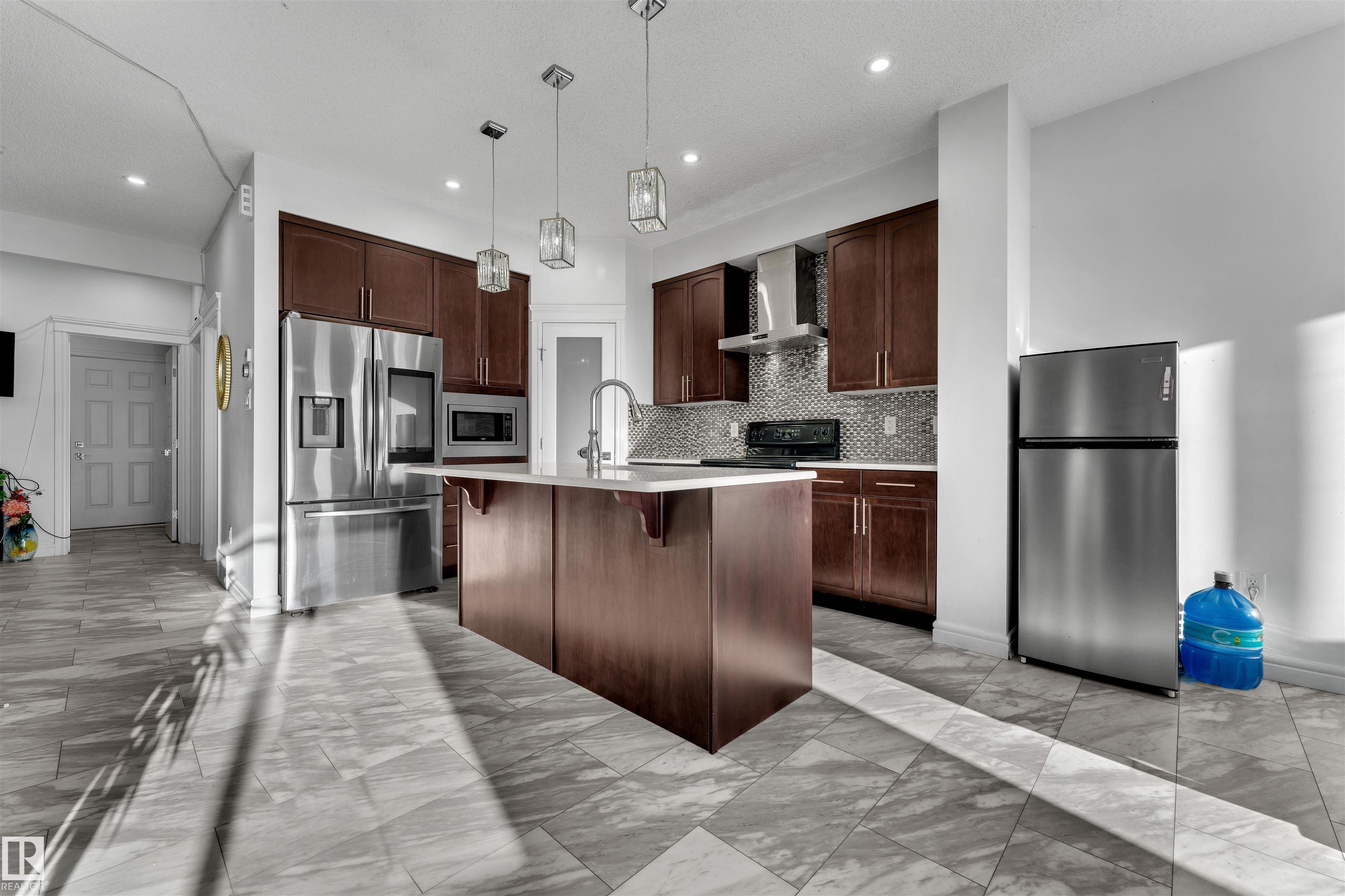 Photo 11 at 1315 20 Street NW, Laurel, Edmonton