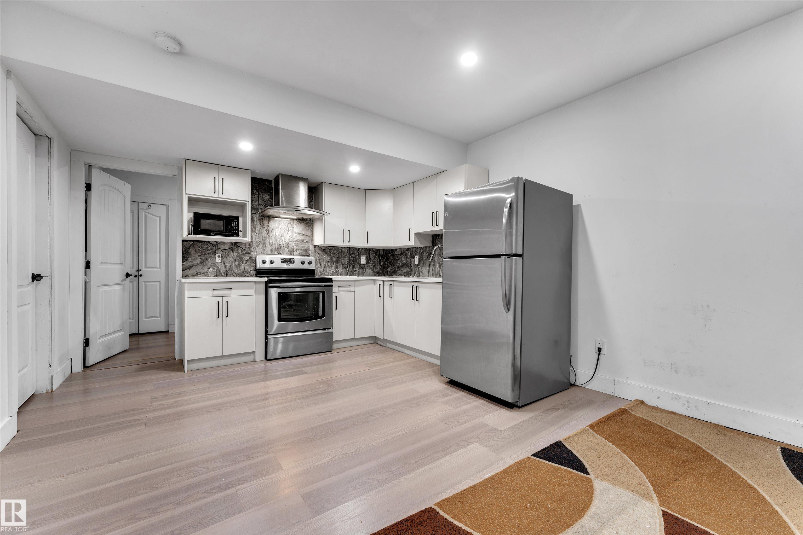 Photo 24 at 1315 20 Street NW, Laurel, Edmonton