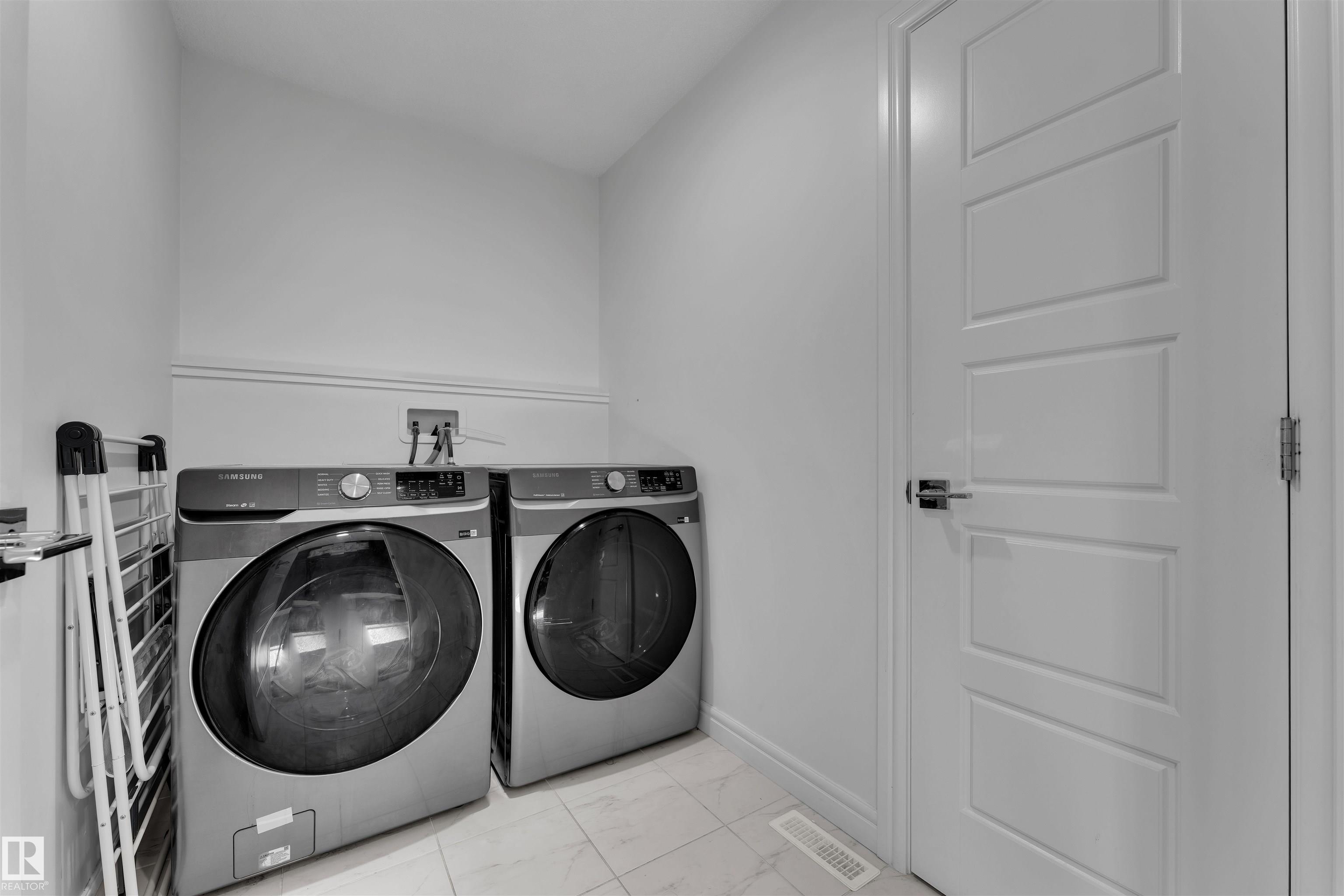 Photo 37 at 1315 20 Street NW, Laurel, Edmonton