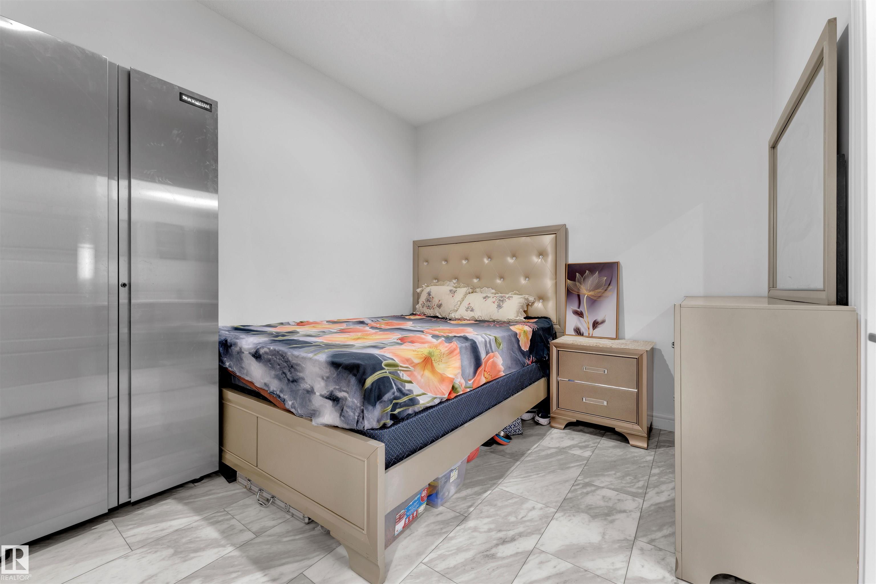 Photo 7 at 1315 20 Street NW, Laurel, Edmonton