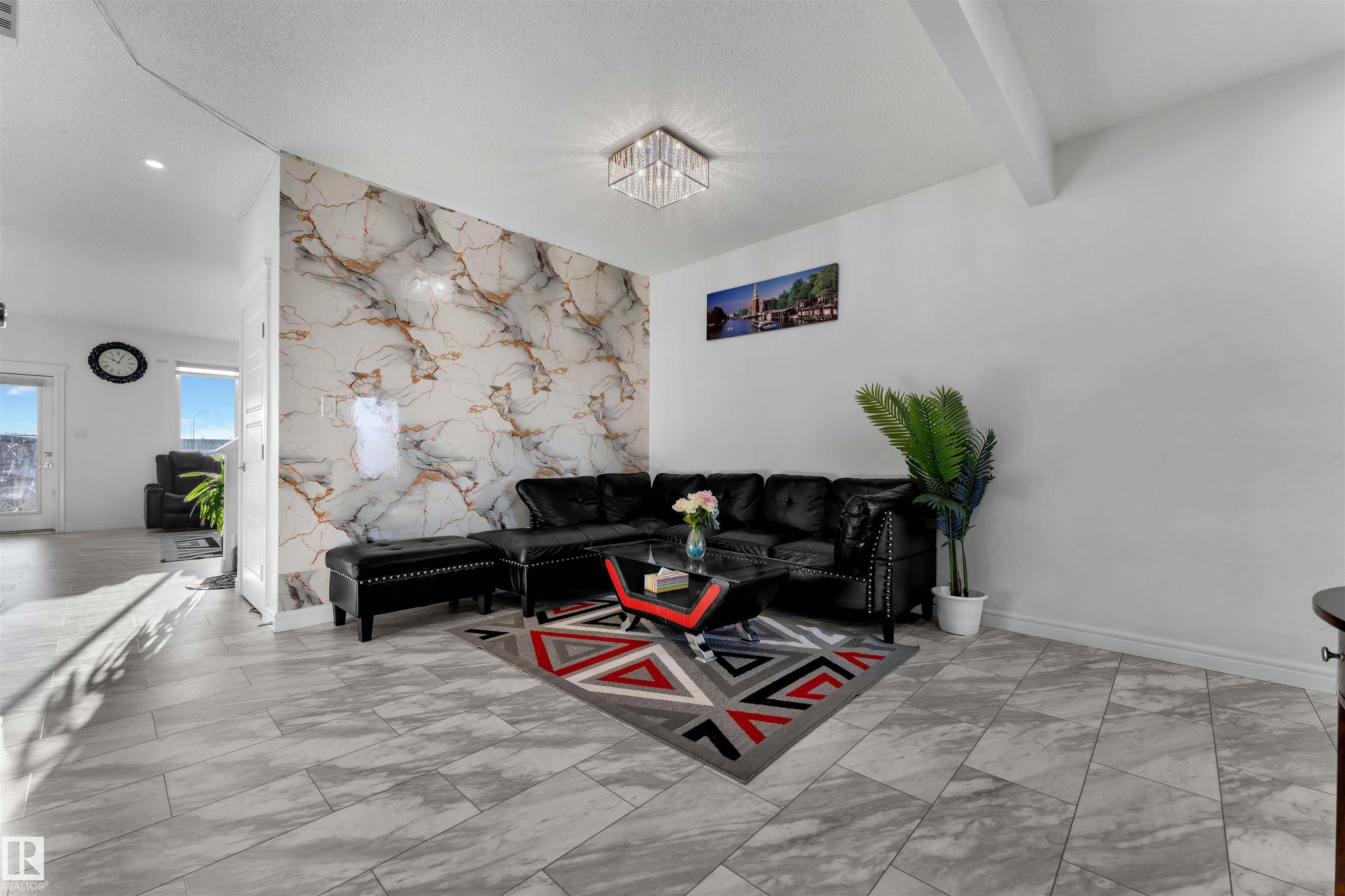 Photo 10 at 1315 20 Street NW, Laurel, Edmonton