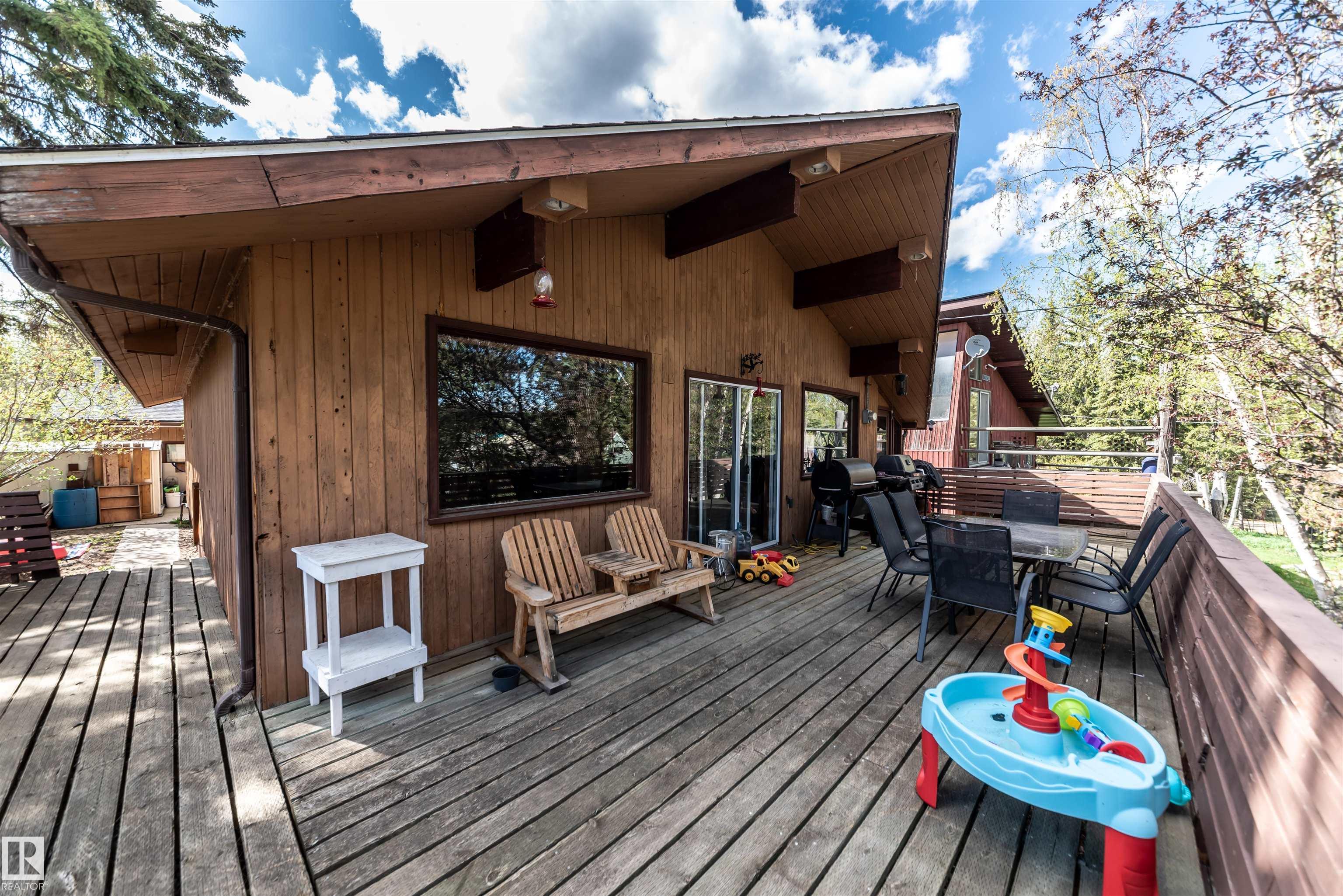 Photo 2 at 1621 Marine Crescent, West Cove, Rural Lac Ste. Anne County