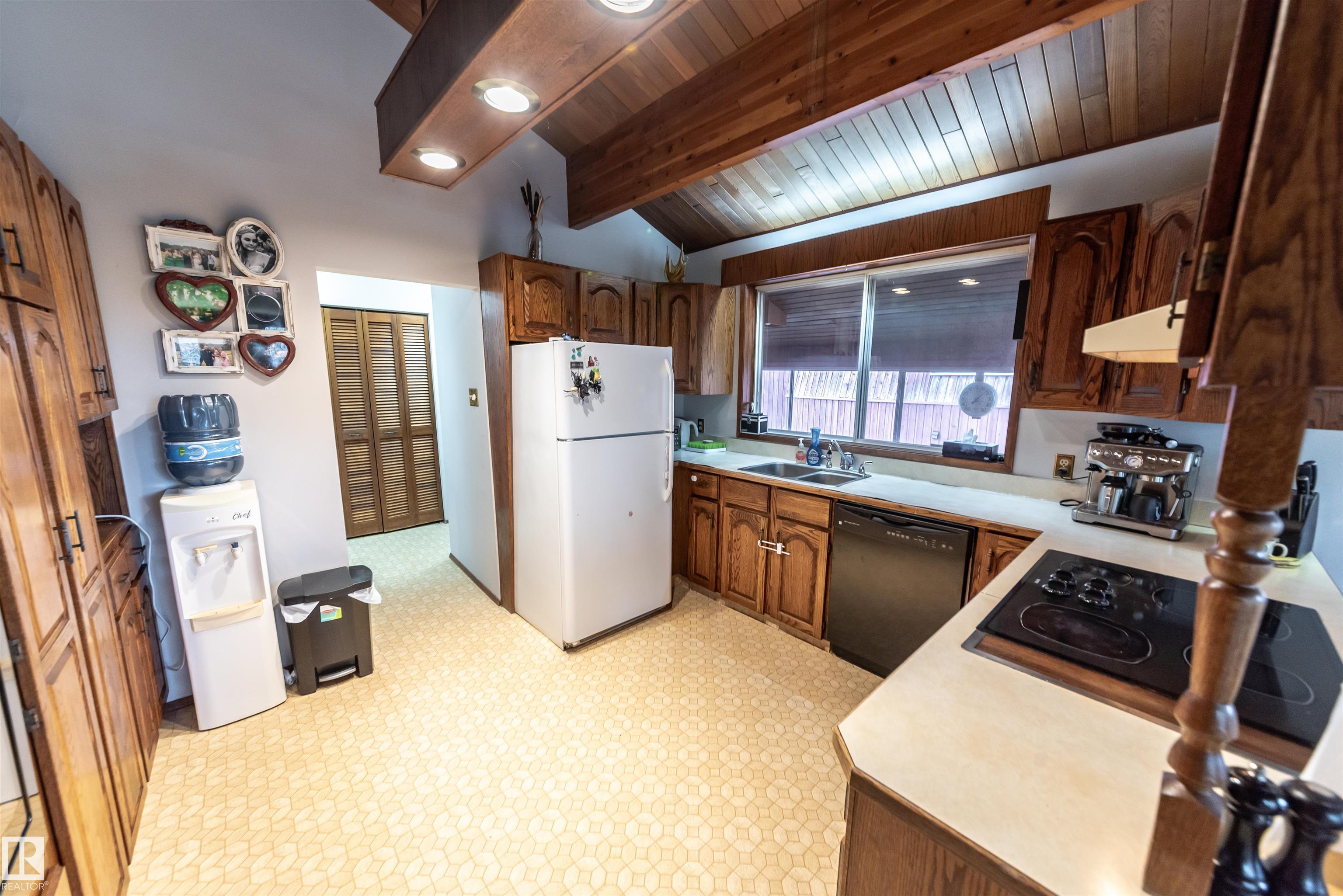 Photo 27 at 1621 Marine Crescent, West Cove, Rural Lac Ste. Anne County