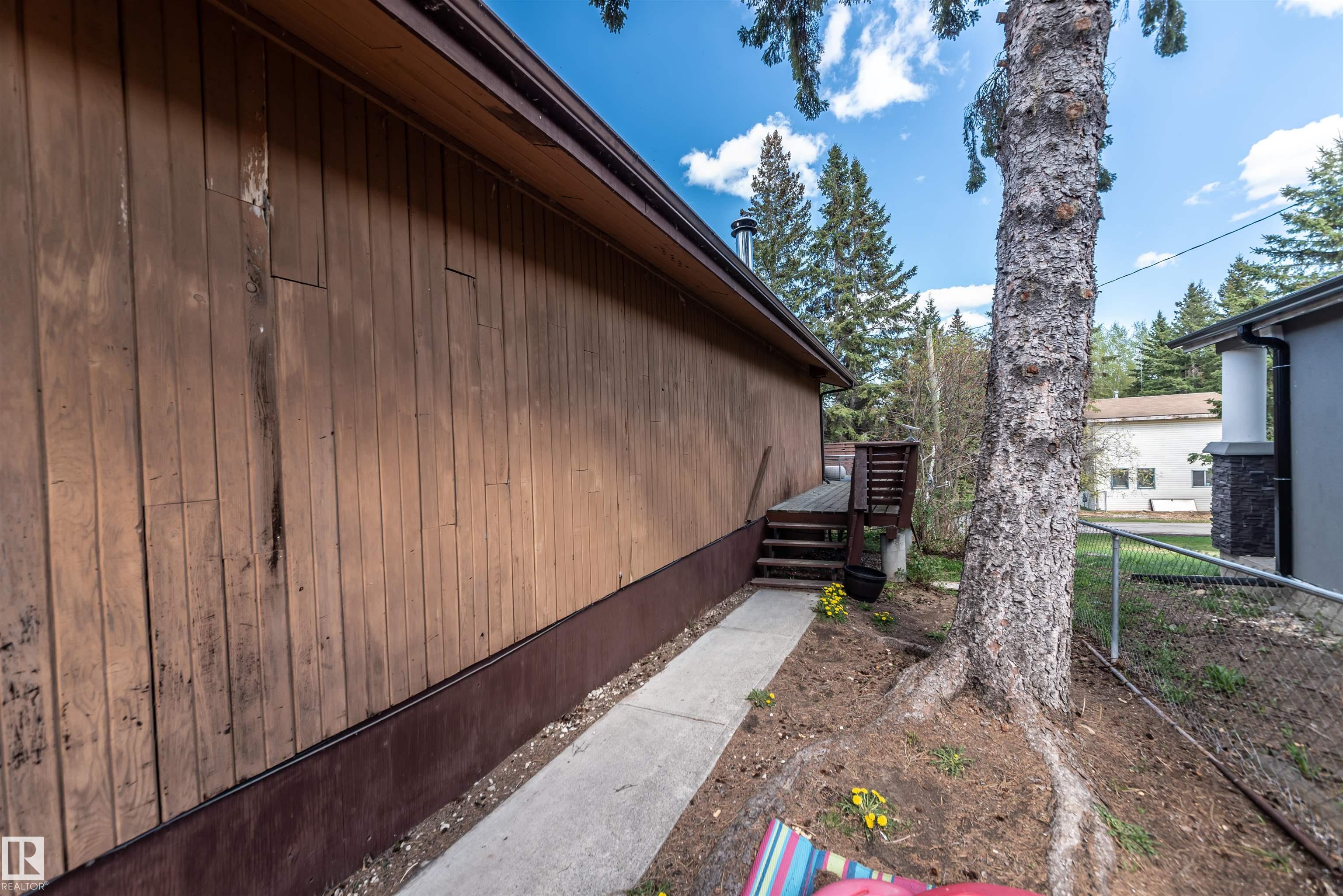 Photo 8 at 1621 Marine Crescent, West Cove, Rural Lac Ste. Anne County