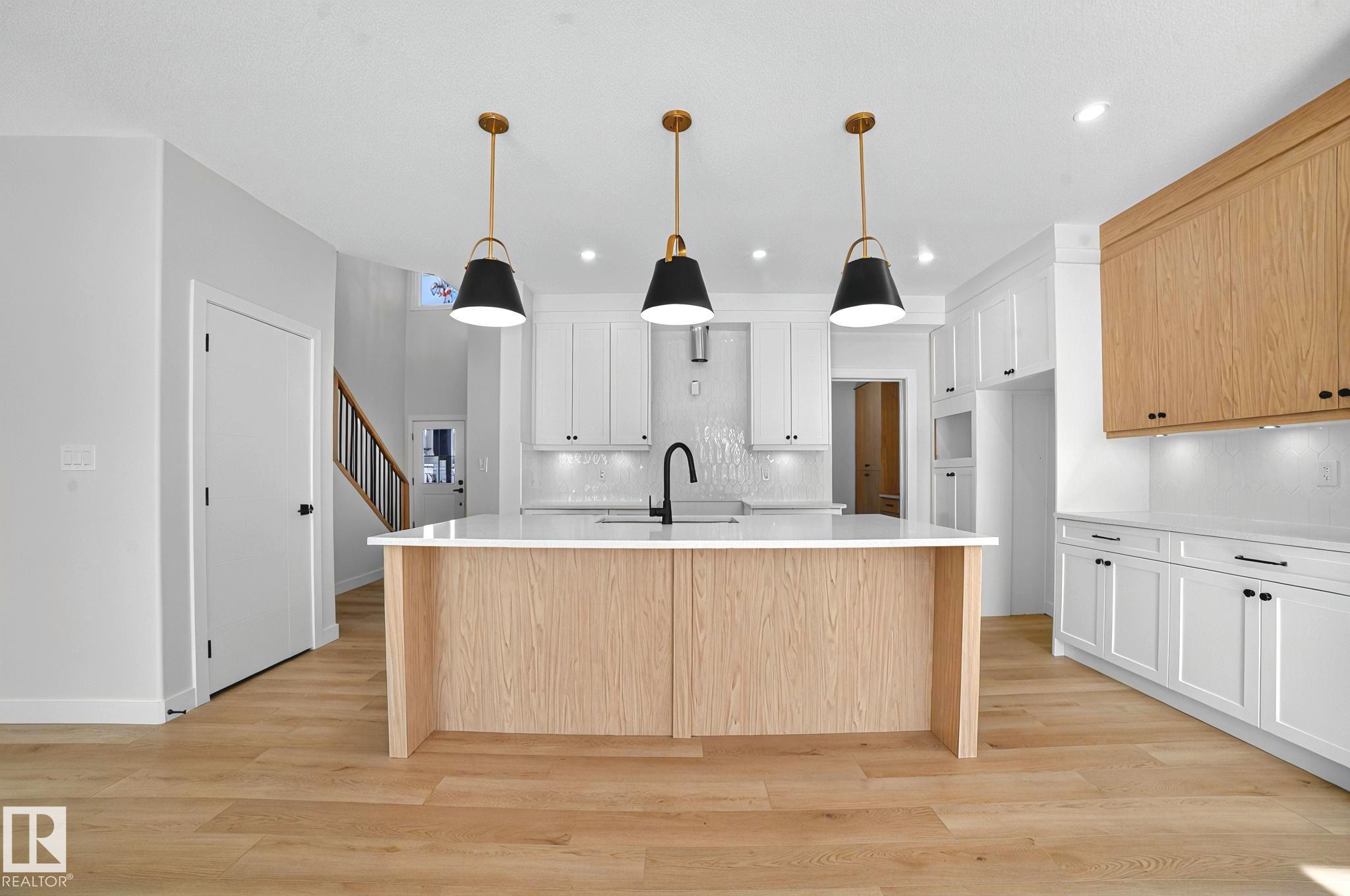 523 Ashgrove Circle, Anderson, Leduc