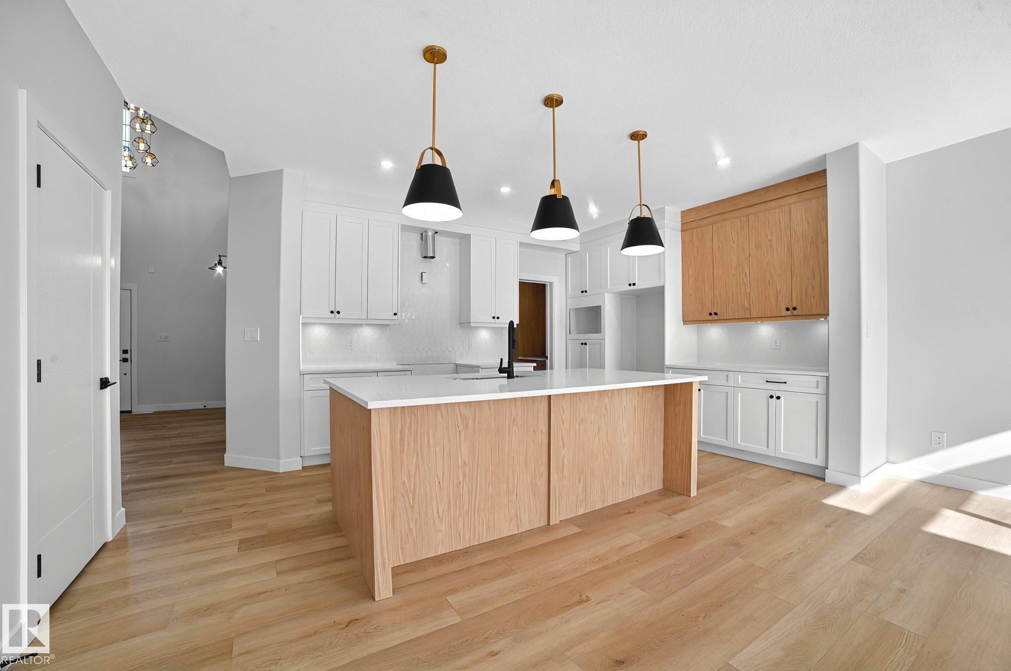 523 Ashgrove Circle, Anderson, Leduc