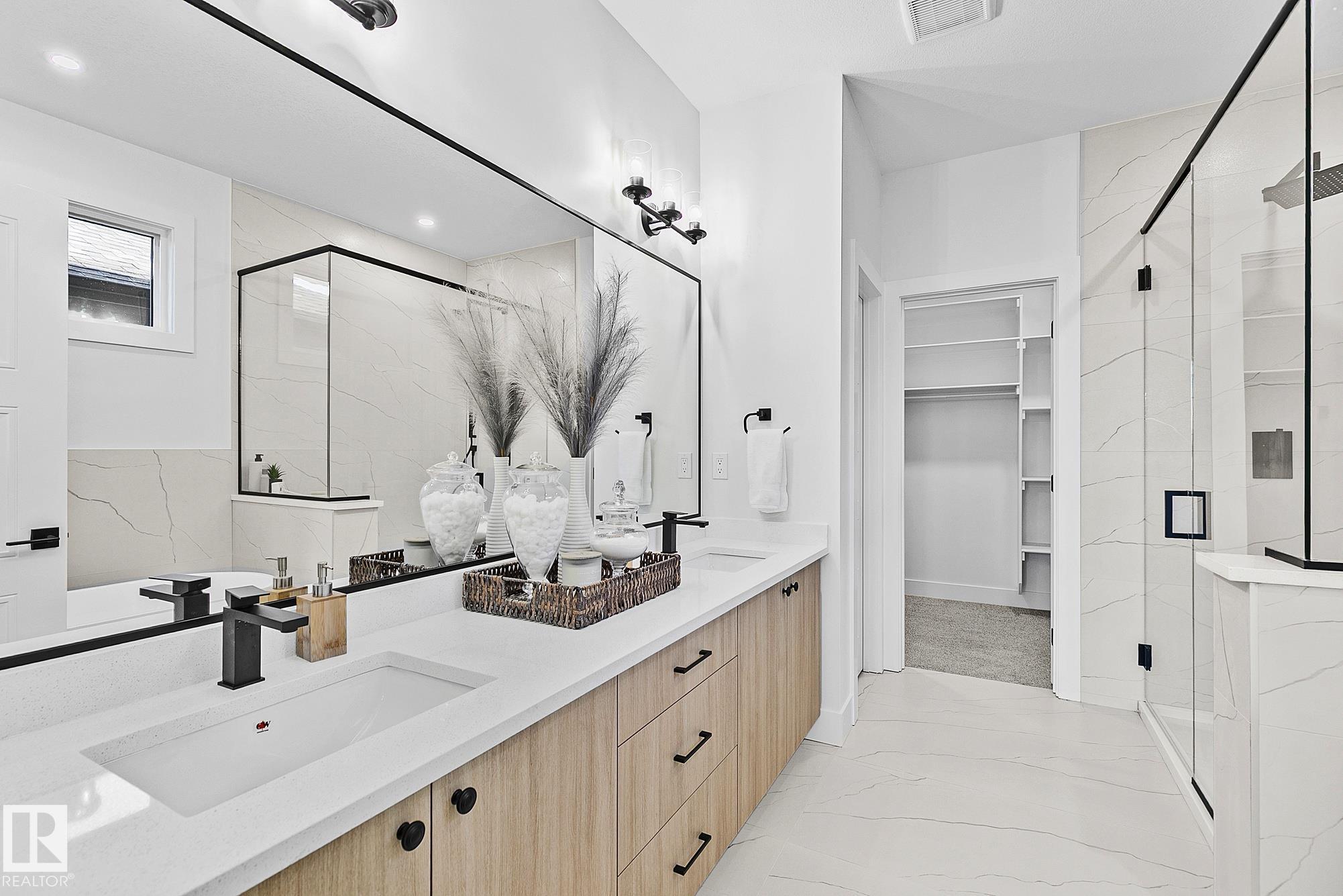 Photo 7 at 523 Ashgrove Circle, Anderson, Leduc