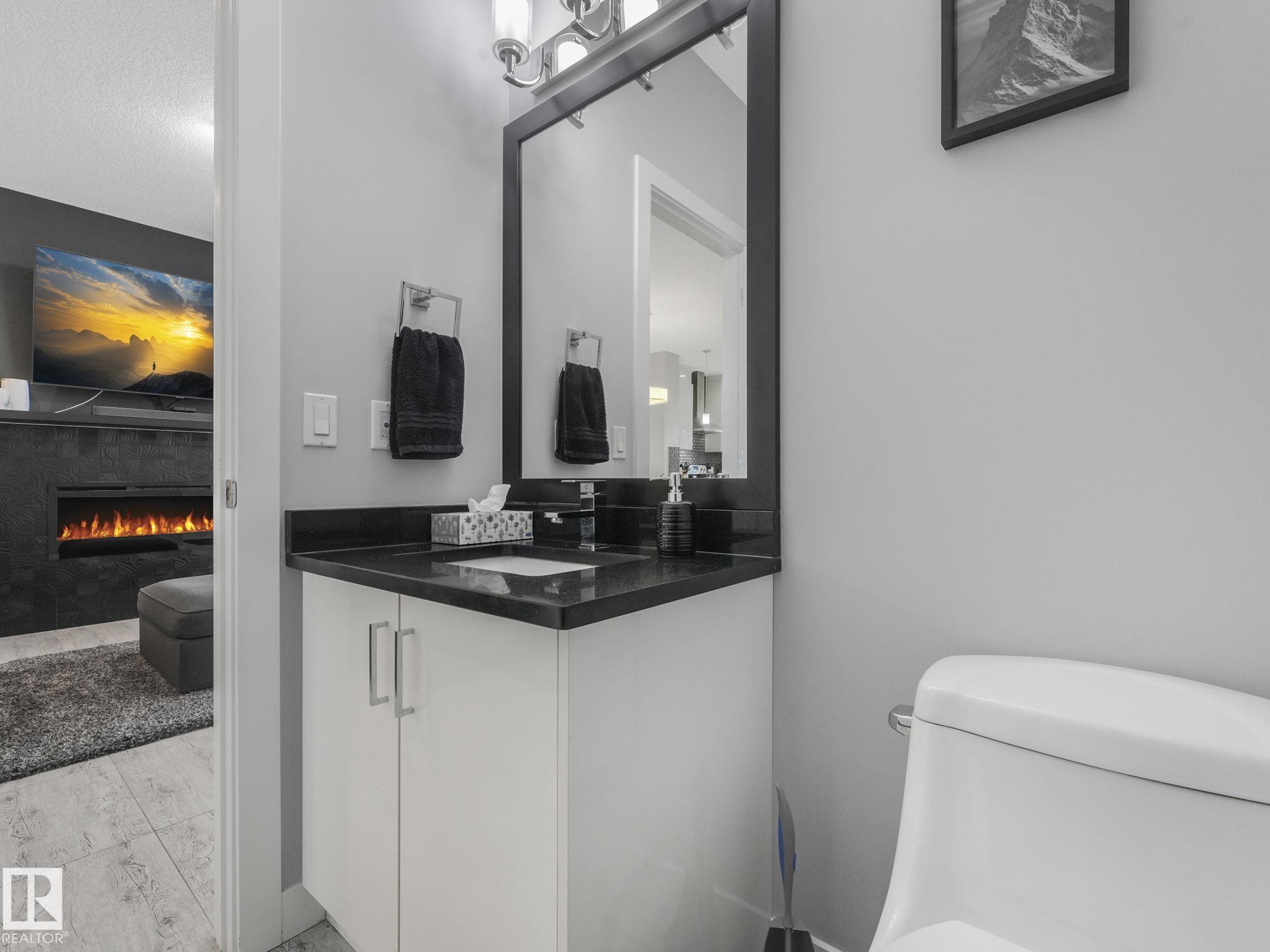 Photo 12 at 3510 48 Avenue, Forest Heights, Beaumont