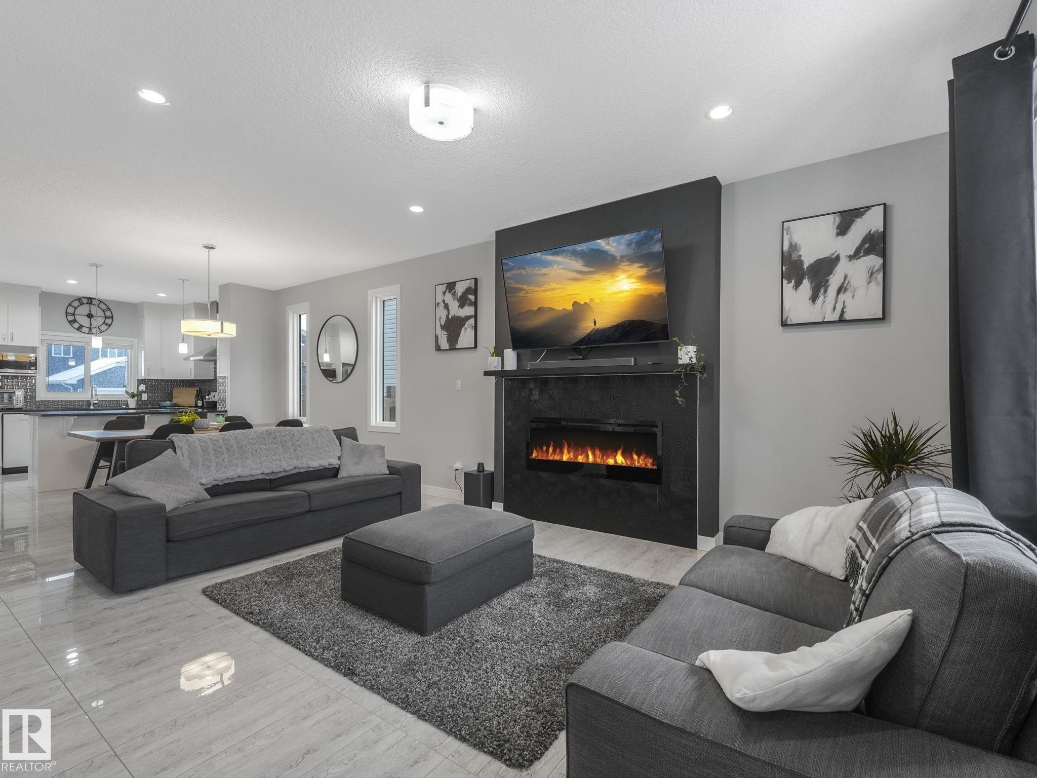 Photo 8 at 3510 48 Avenue, Forest Heights, Beaumont