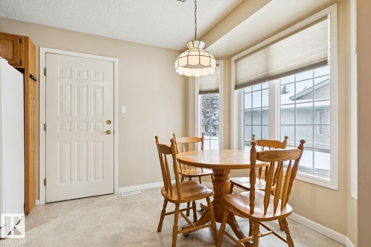 https://zimg.paragon.ice.com/ParagonImages/Property/PM/RAE/225388249/18/0/0/c3f30ae632ca5646dd55a9c71df15631/1/999ab1536dc41aabda0f22835d31e177/225388249-d8e156ba-274b-4009-a6f3-1b09d93bdebb.JPG