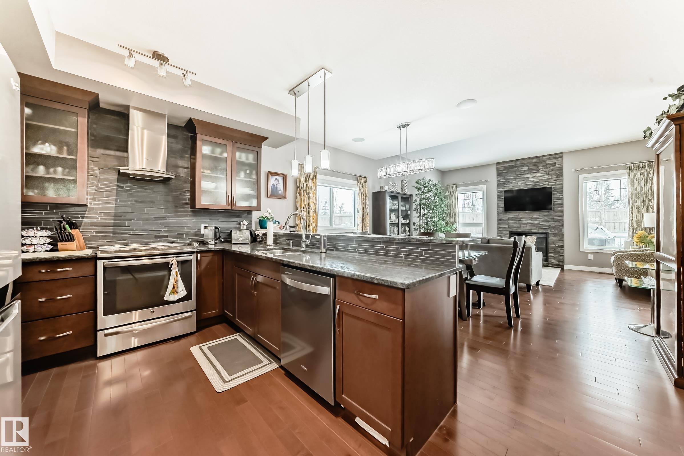 Photo 7 at 8811 217 Street NW, Rosenthal, Edmonton