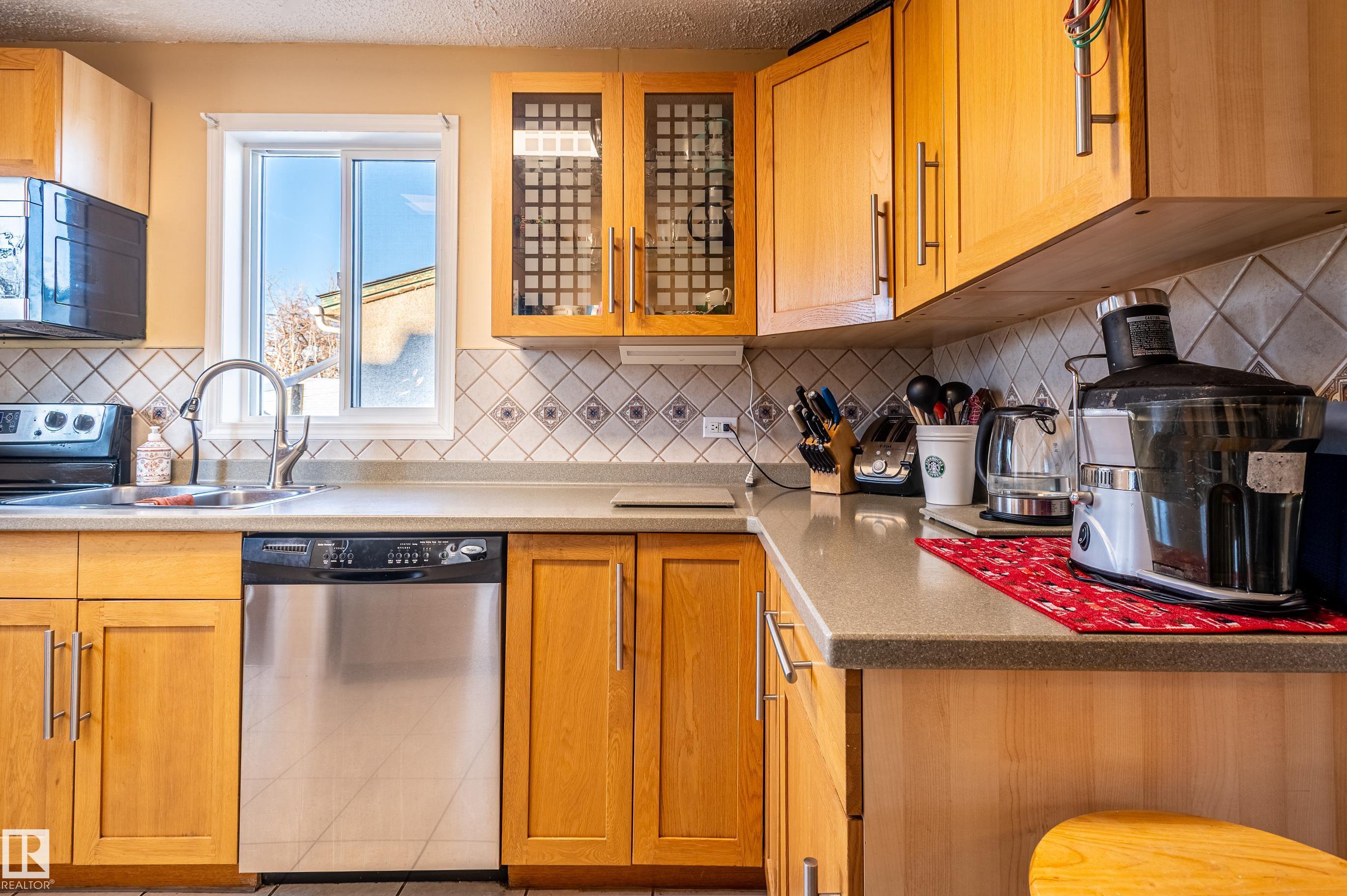 Photo 13 at 10532 157 Street NW, Britannia Youngstown, Edmonton