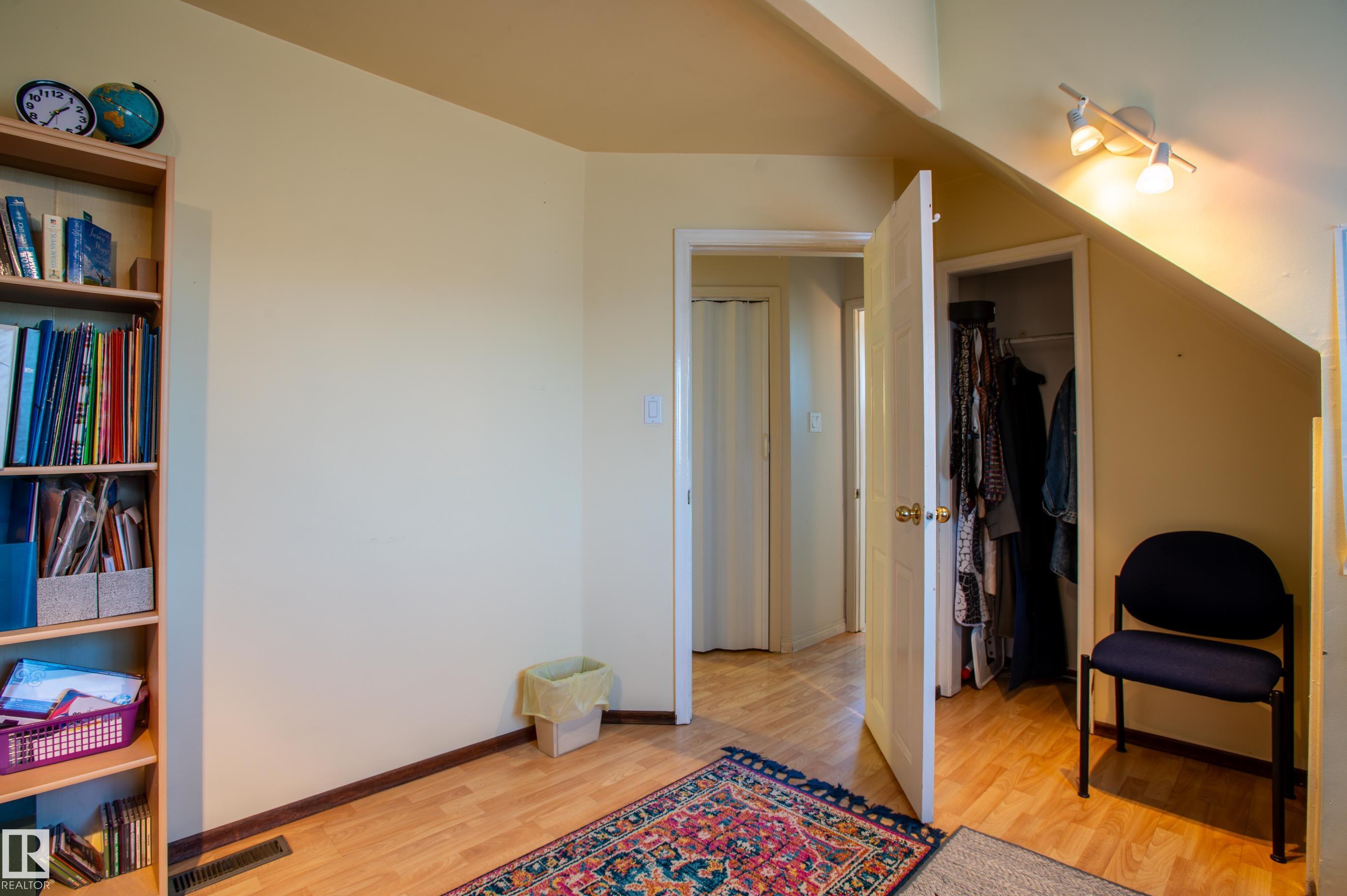 Photo 21 at 10532 157 Street NW, Britannia Youngstown, Edmonton