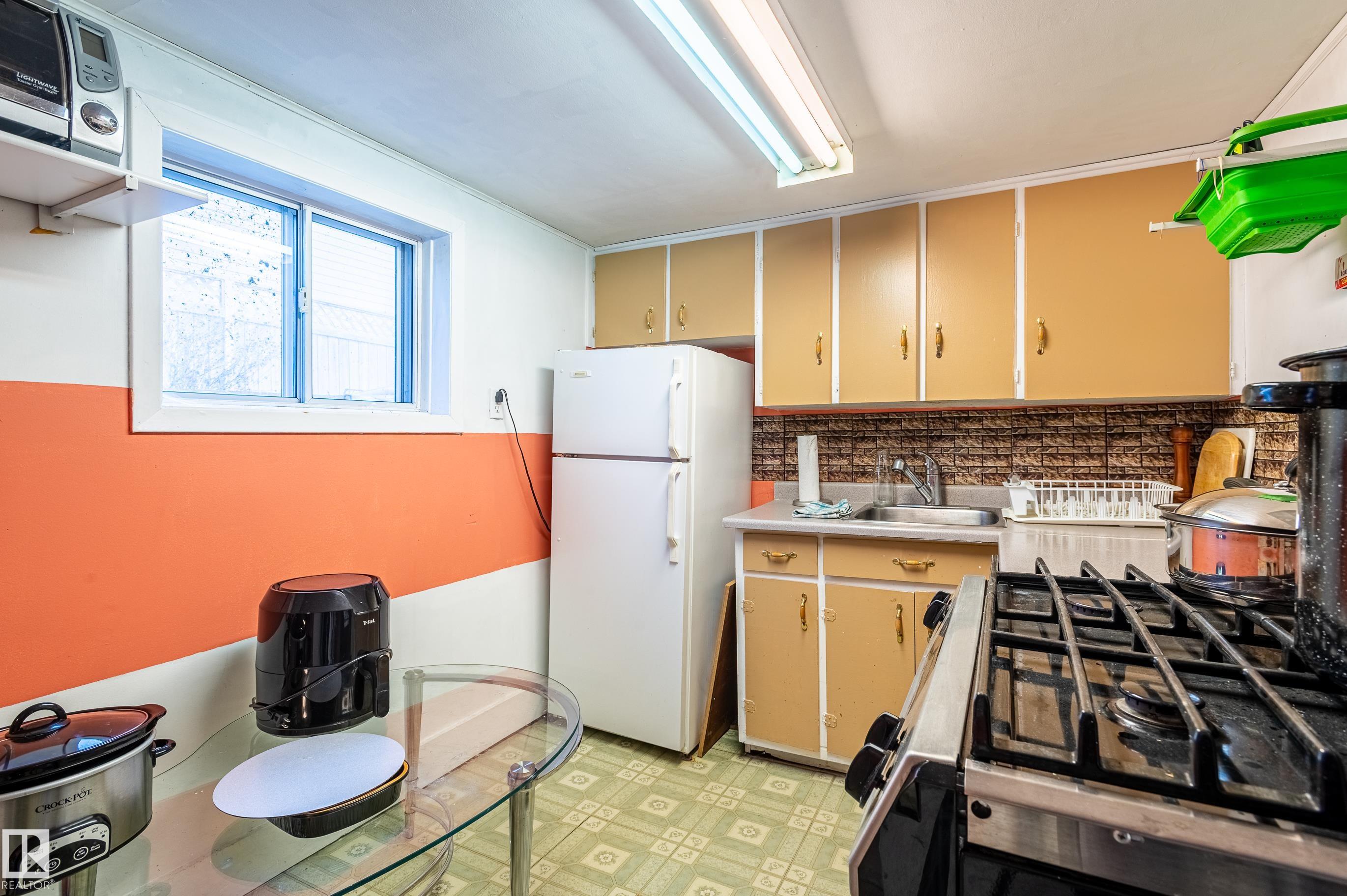 Photo 31 at 10532 157 Street NW, Britannia Youngstown, Edmonton