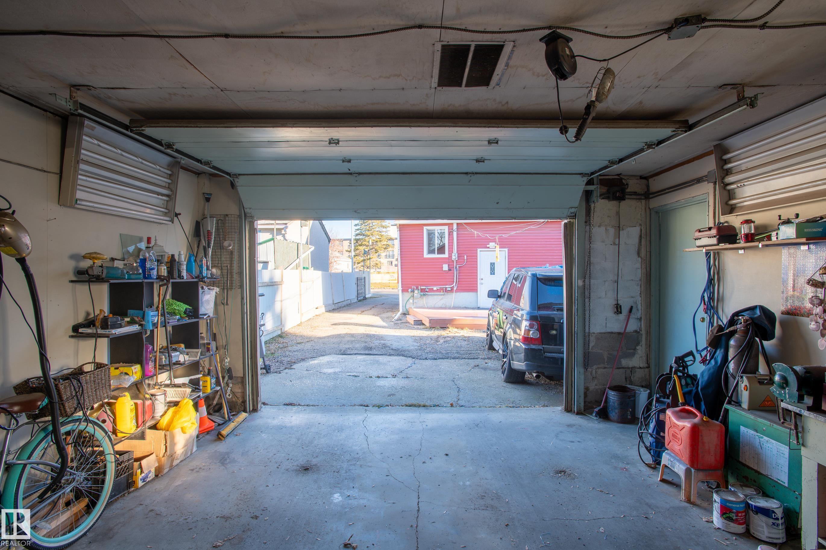 Photo 40 at 10532 157 Street NW, Britannia Youngstown, Edmonton