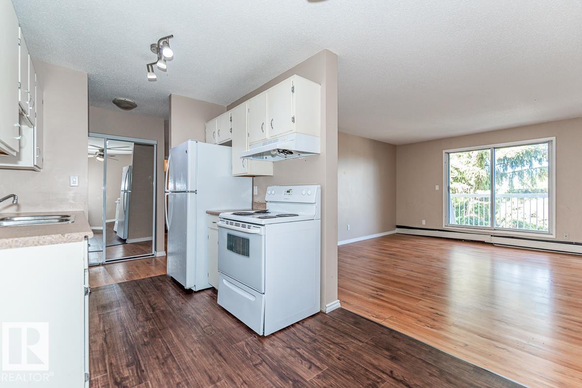 Photo 16 at 417 - 1945 105 Street NW, Keheewin, Edmonton