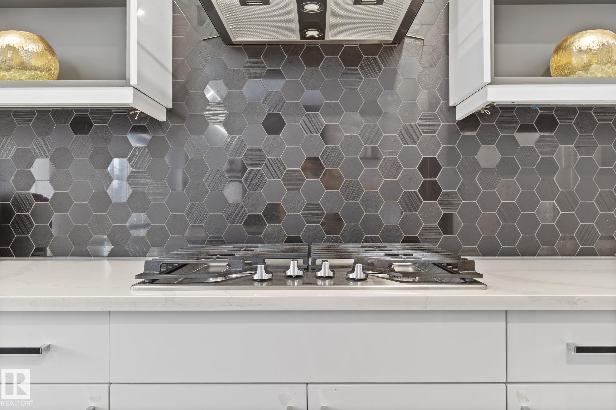 Photo 15 at 5368 Kimball Place SW, Keswick, Edmonton