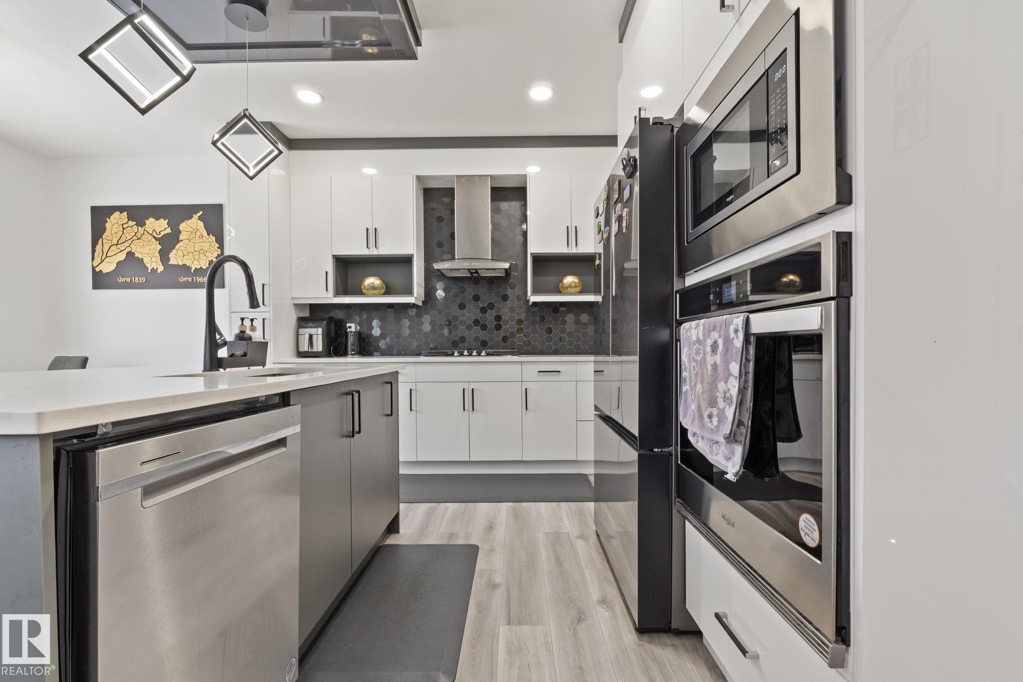 Photo 16 at 5368 Kimball Place SW, Keswick, Edmonton