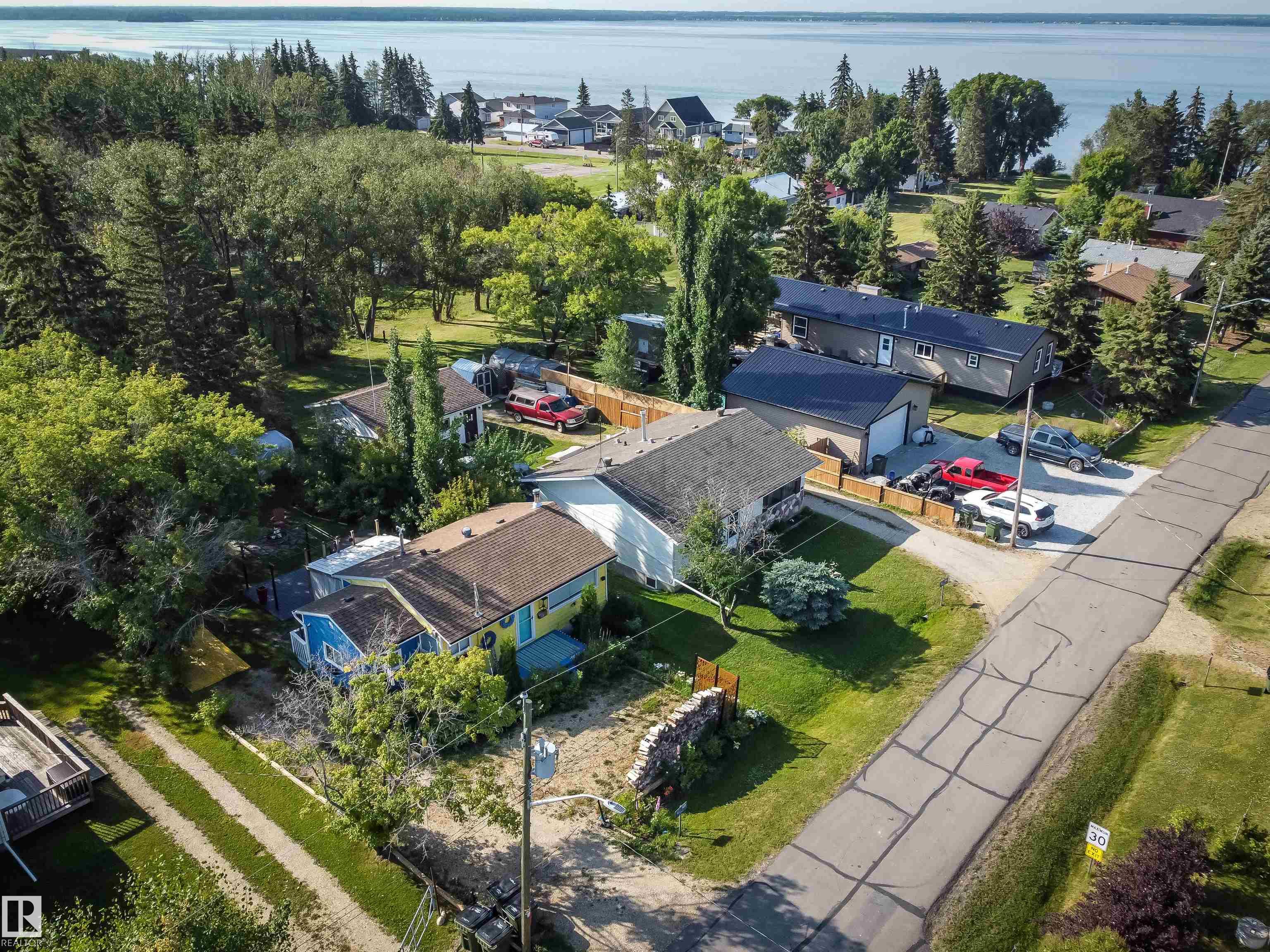303 3 Street, Yellowstone, Rural Lac Ste. Anne County 2