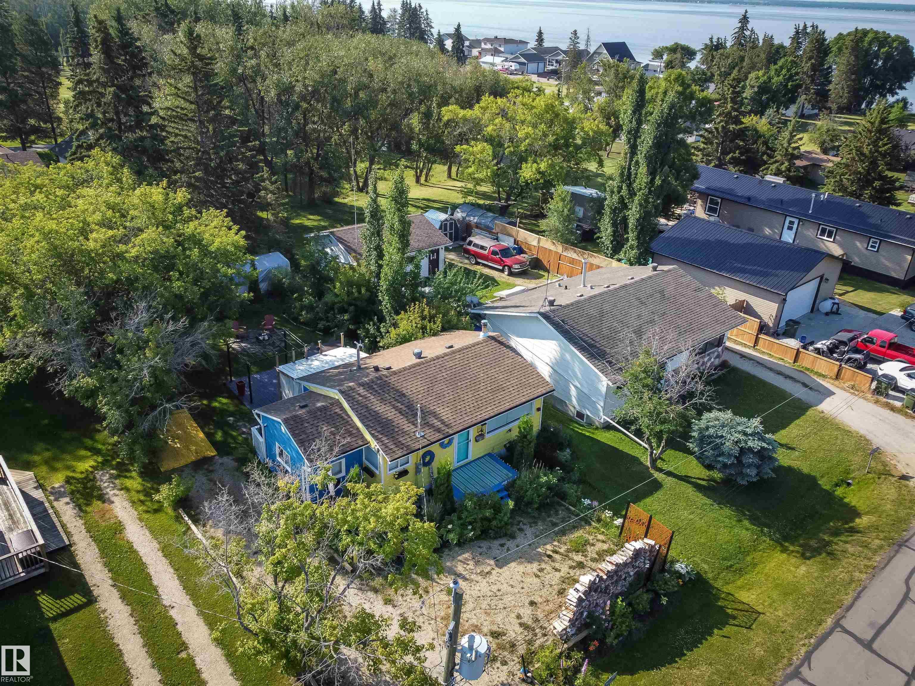 Photo 6 at 303 3 Street, Yellowstone, Rural Lac Ste. Anne County