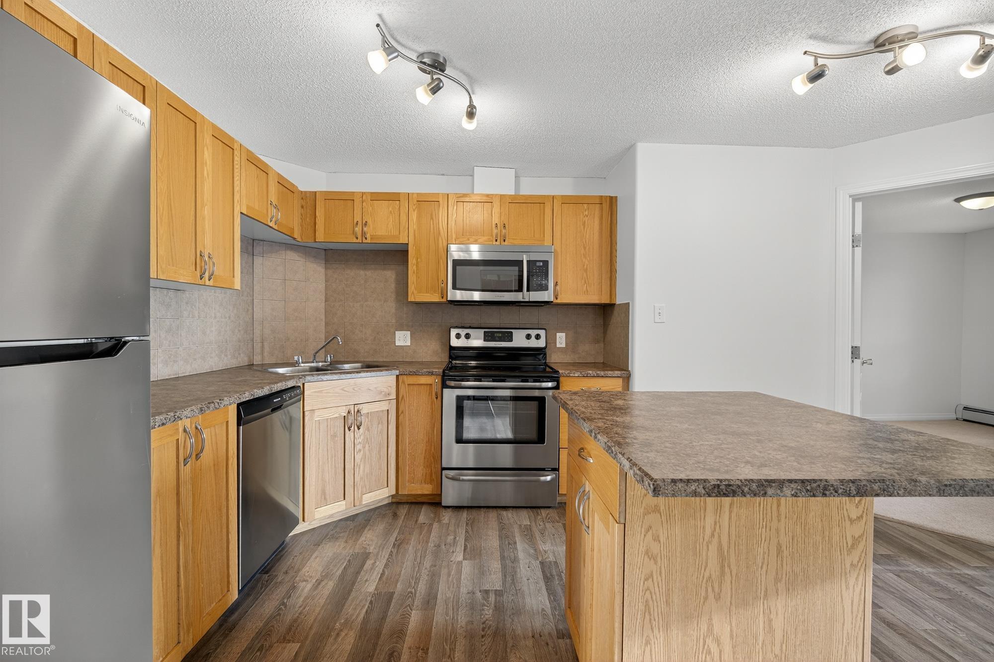 1124 - 330 Clareview Station Drive NW, Clareview Town Centre, Edmonton