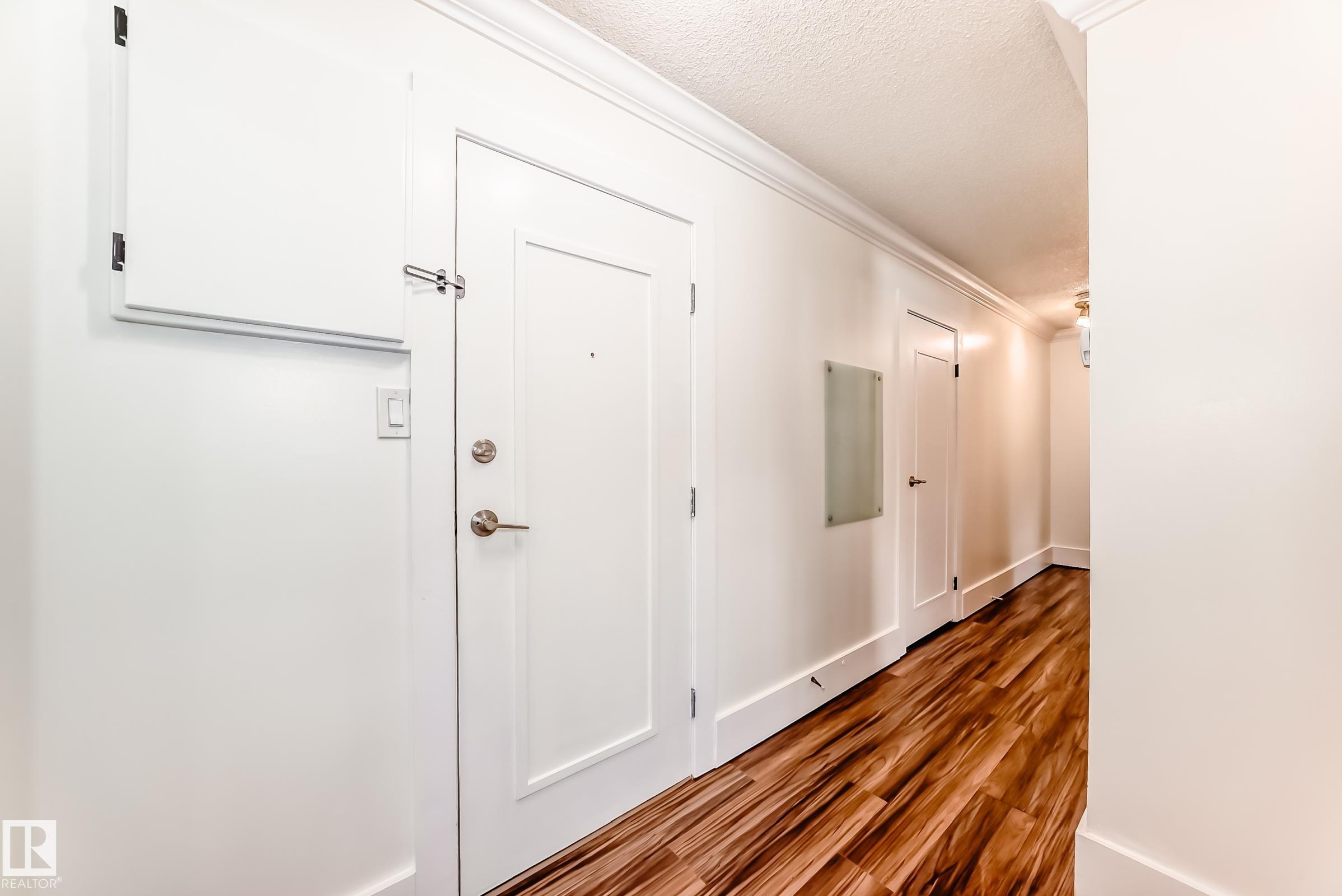 Photo 6 at 102 - 11916 104 Street NW, Westwood, Edmonton