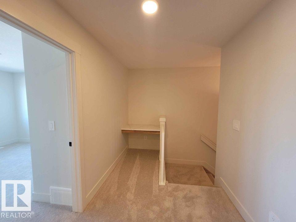 Photo 13 at 1009 Goldfinch Way NW, Kinglet Gardens, Edmonton