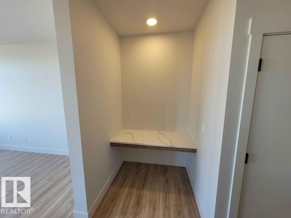 Photo 19 at 1009 Goldfinch Way NW, Kinglet Gardens, Edmonton