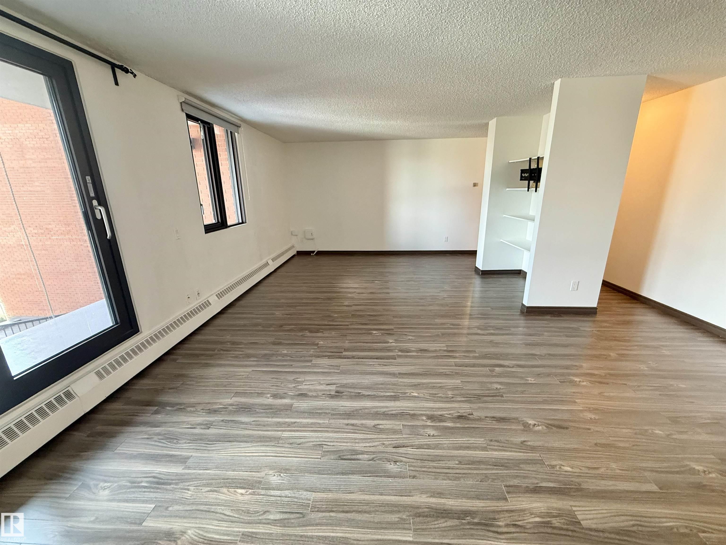 Photo 9 at #409 10145 109 Street NW, Downtown, Edmonton