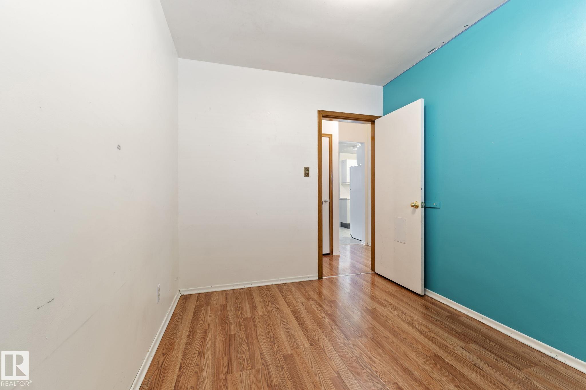 Photo 18 at 12023 137 Avenue NW, Kensington, Edmonton