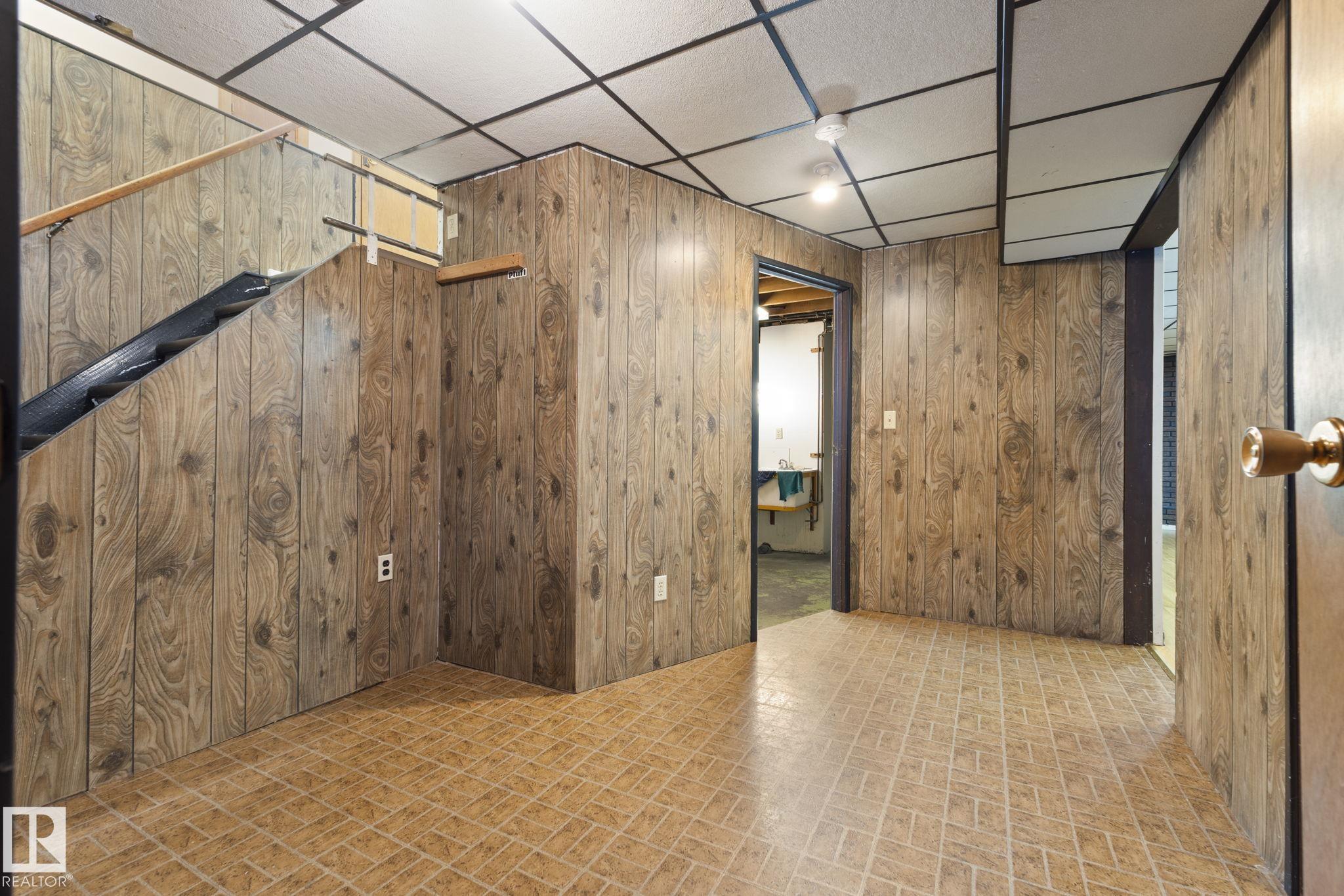 Photo 24 at 12023 137 Avenue NW, Kensington, Edmonton