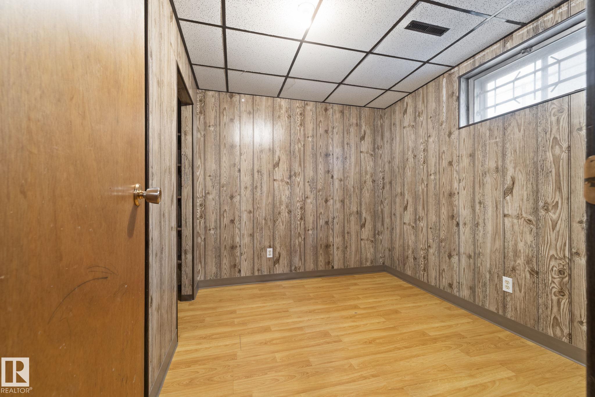 Photo 27 at 12023 137 Avenue NW, Kensington, Edmonton