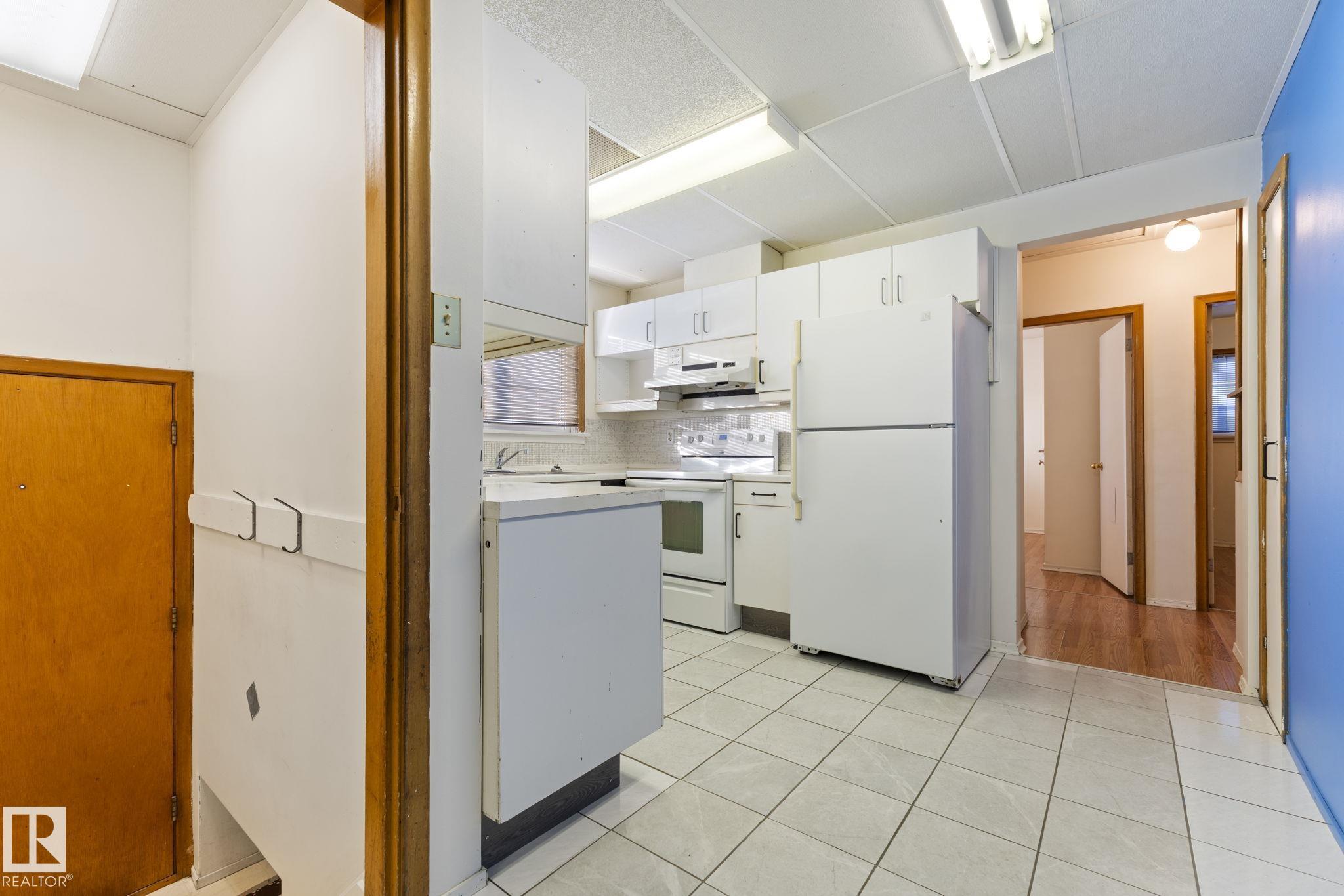 12023 137 Avenue NW, Kensington, Edmonton