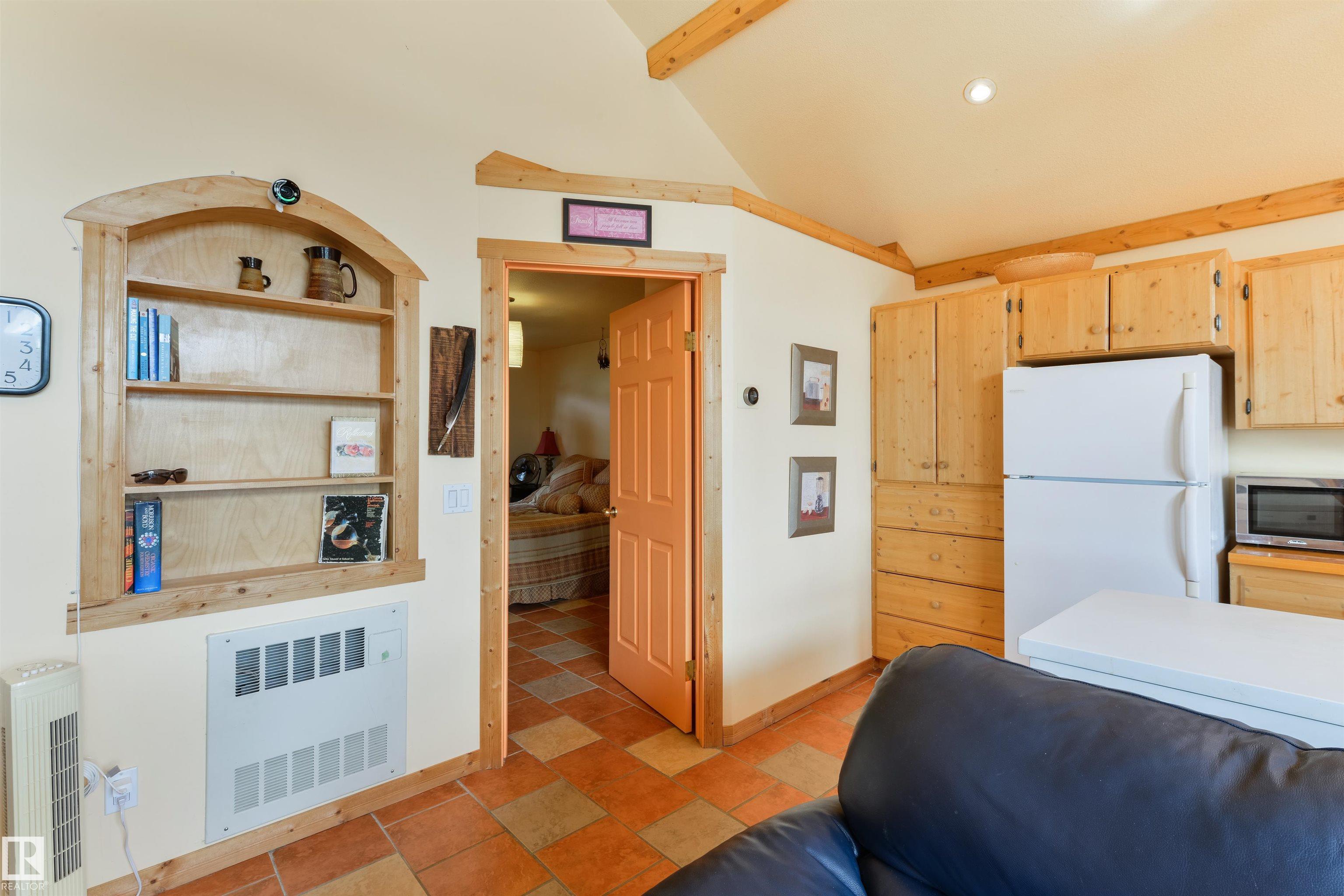 Photo 17 at 113 Bayview Drive, Lakeview, Rural Parkland County