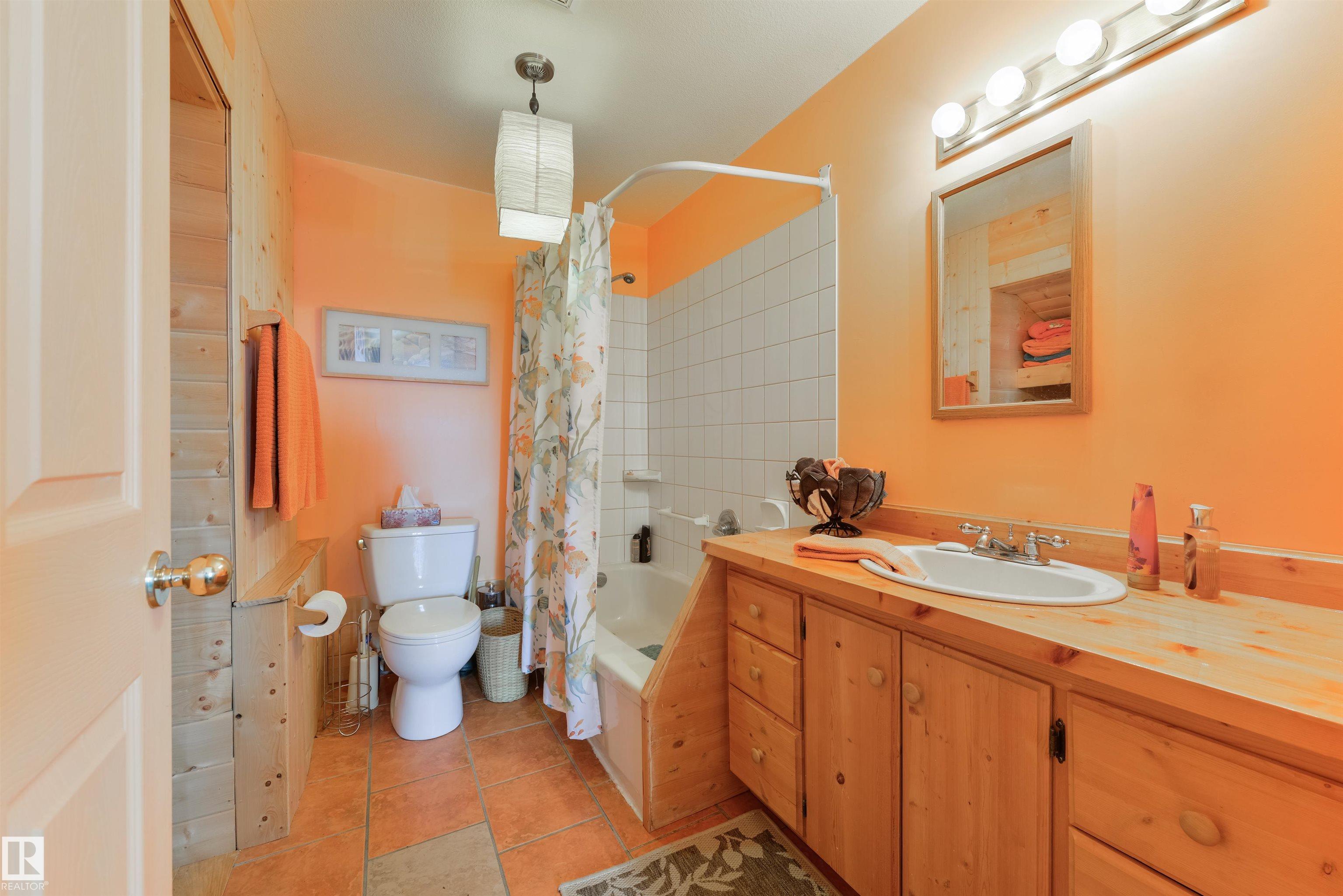 Photo 21 at 113 Bayview Drive, Lakeview, Rural Parkland County