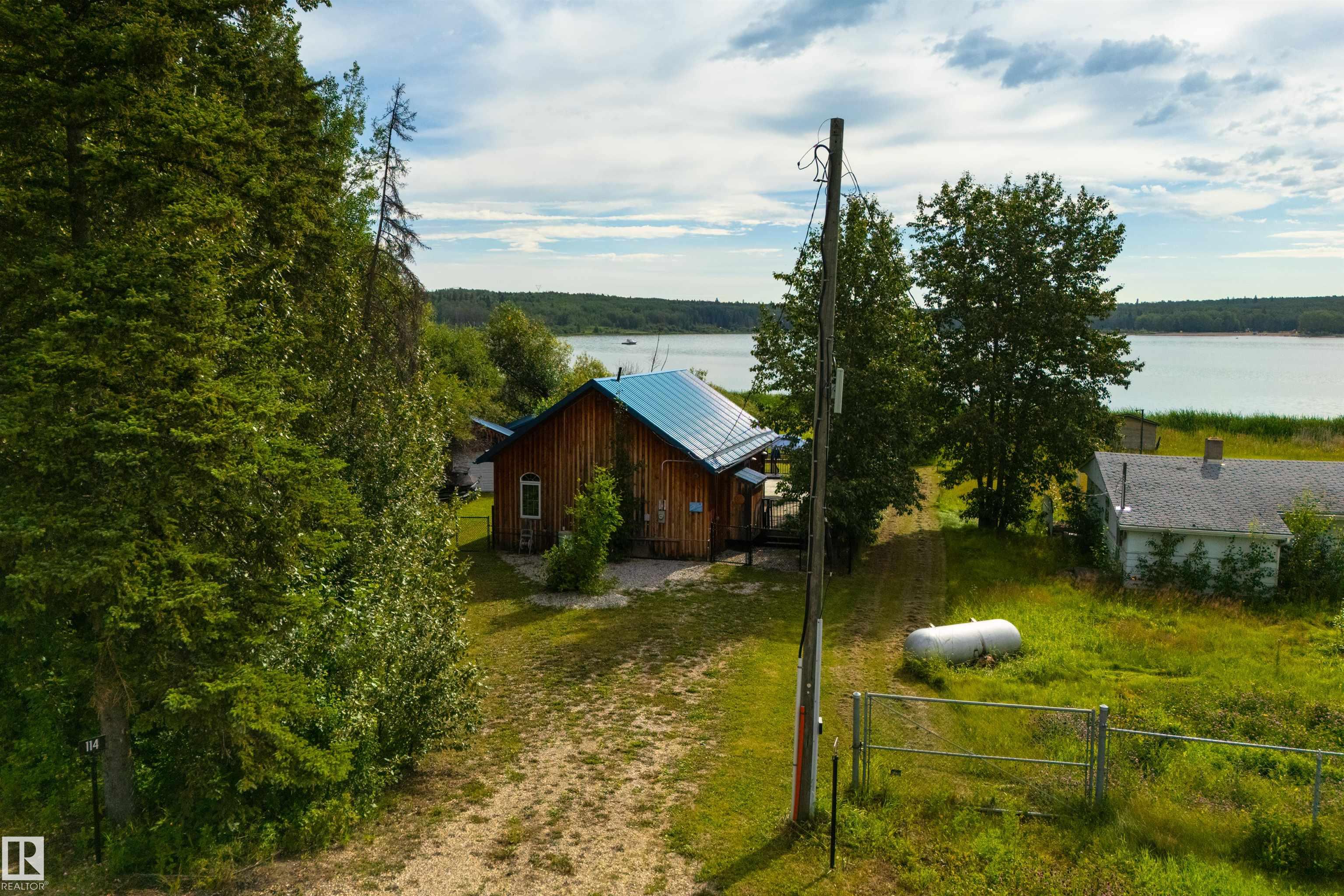 Photo 36 at 113 Bayview Drive, Lakeview, Rural Parkland County