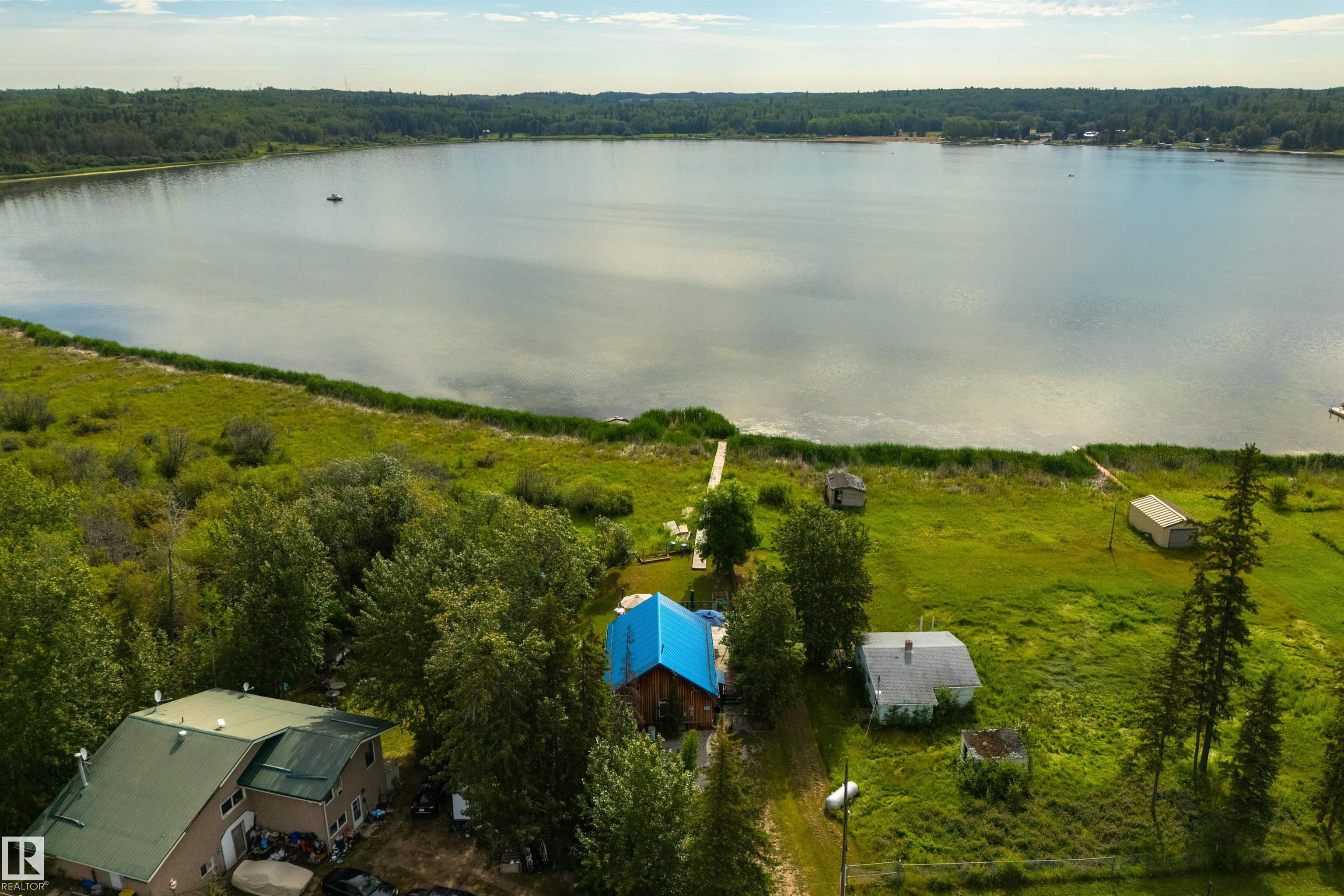 Photo 37 at 113 Bayview Drive, Lakeview, Rural Parkland County