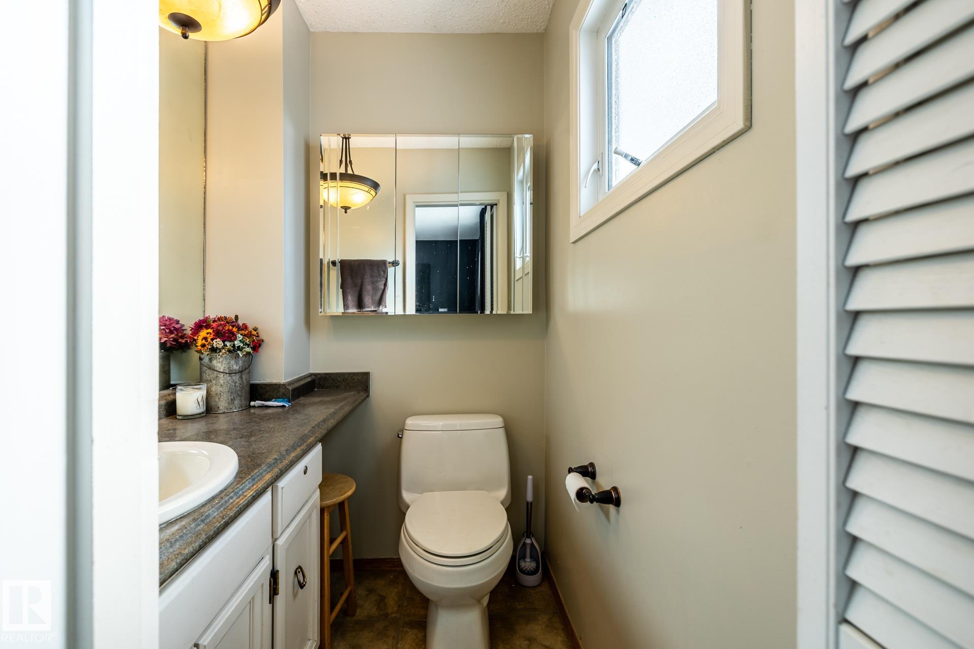 Photo 25 at 69 Amherst Crescent, Akinsdale, St. Albert