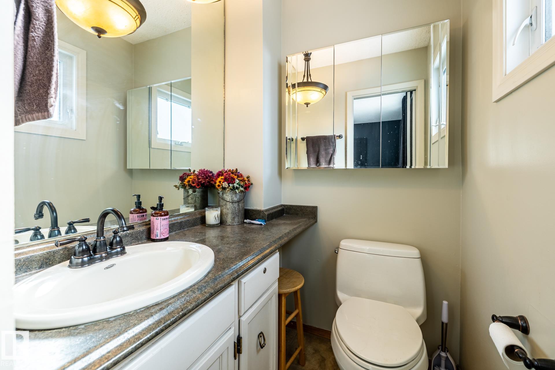 Photo 26 at 69 Amherst Crescent, Akinsdale, St. Albert