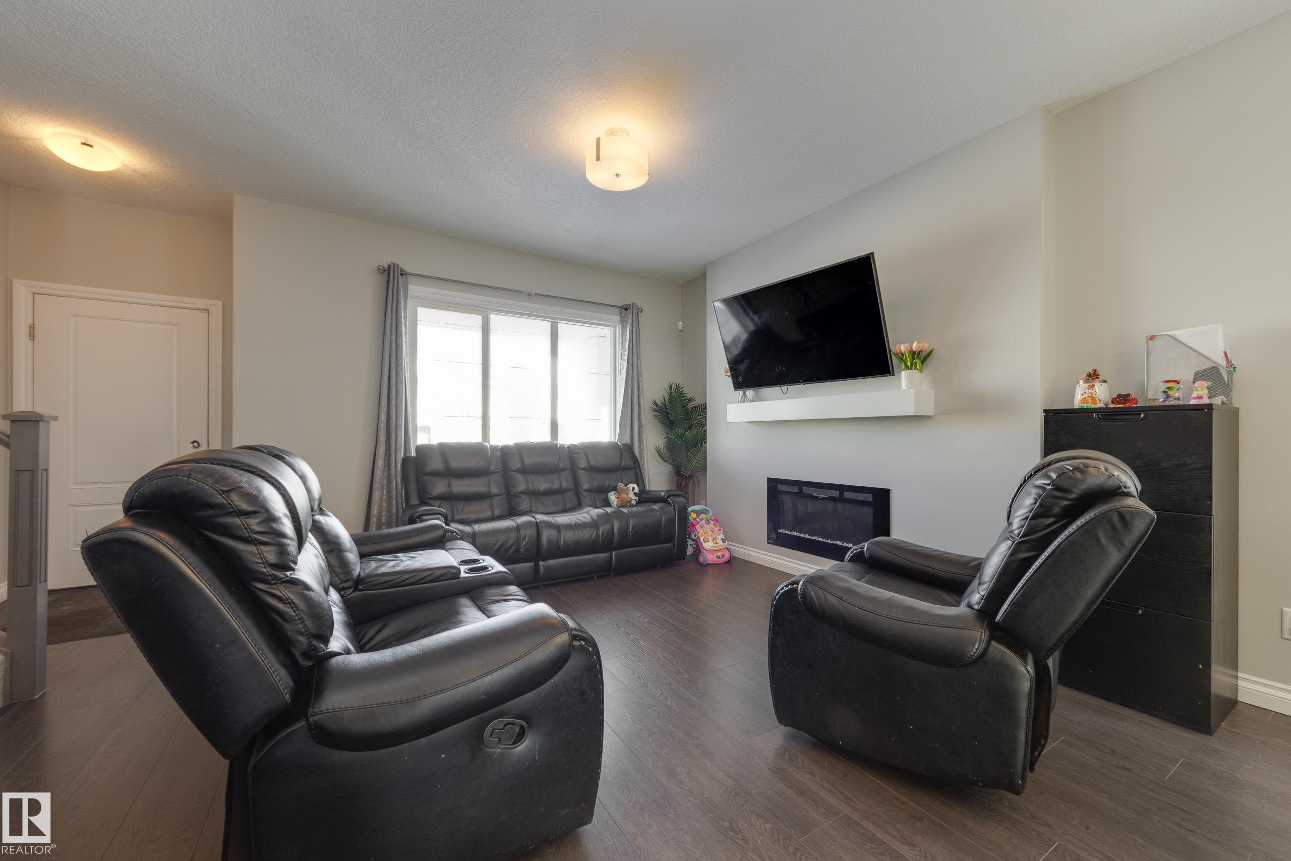 Photo 6 at 6687 Cardinal Road SW, Chappelle Area, Edmonton