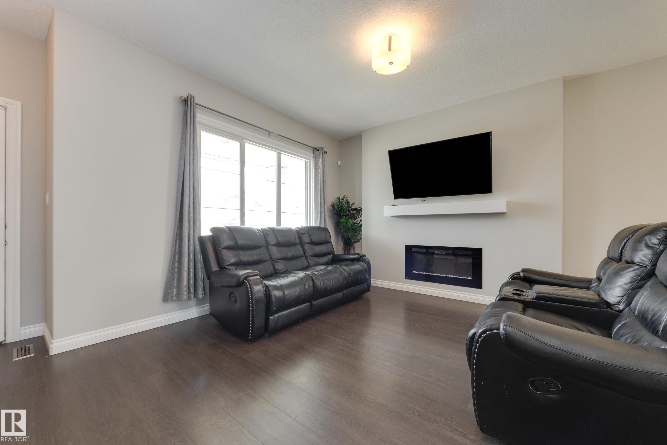 Picture for 6687 CARDINAL RD SW