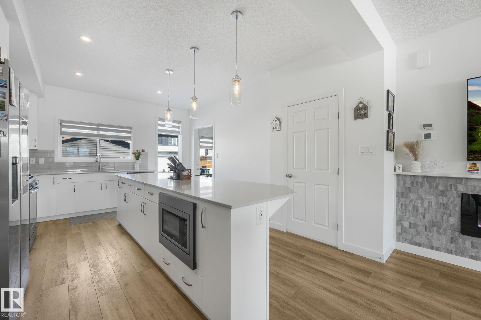 Photo 34 at 9476 Colak Lane SW, Chappelle Area, Edmonton