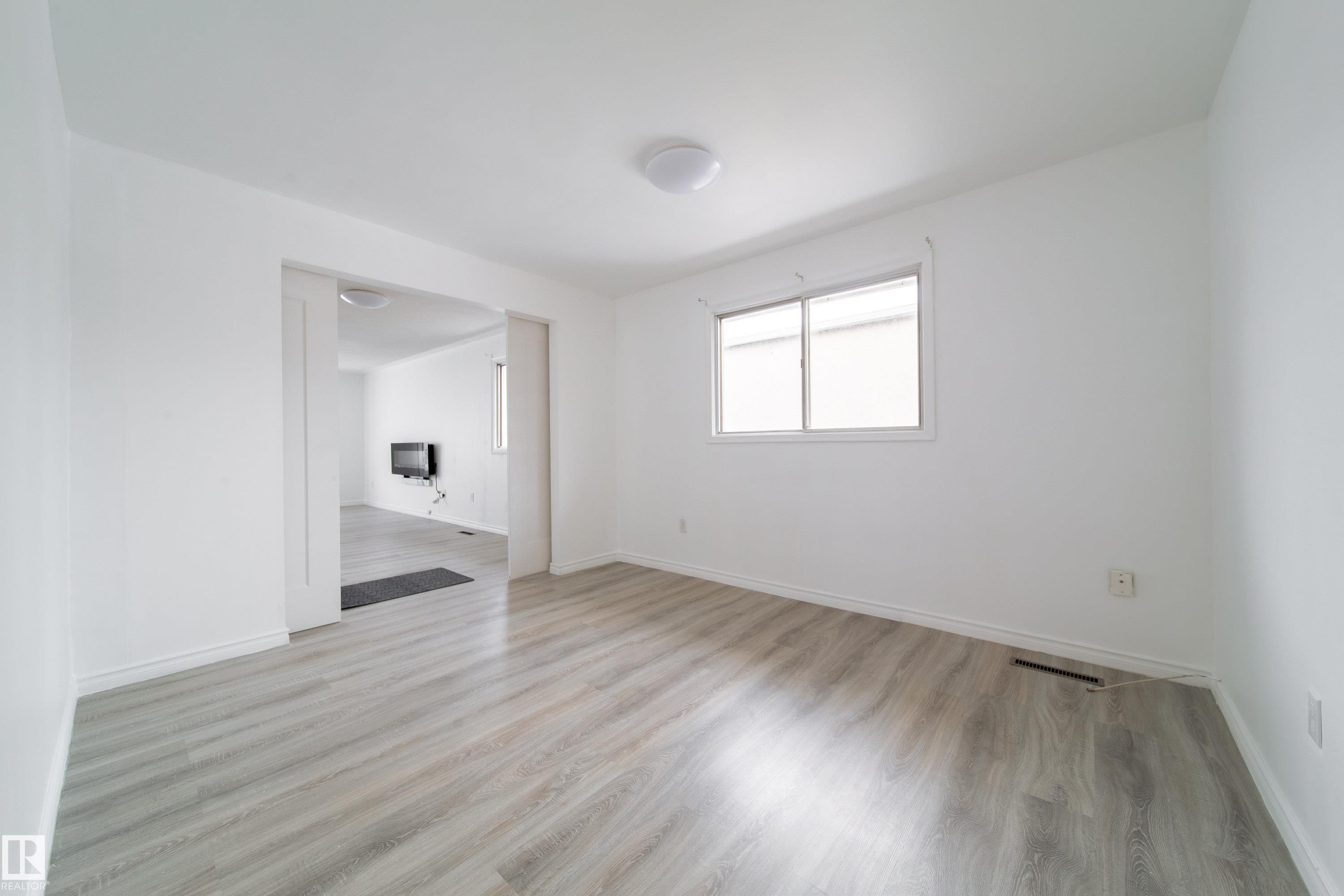 Photo 20 at 11430 81 Street NW, Parkdale, Edmonton