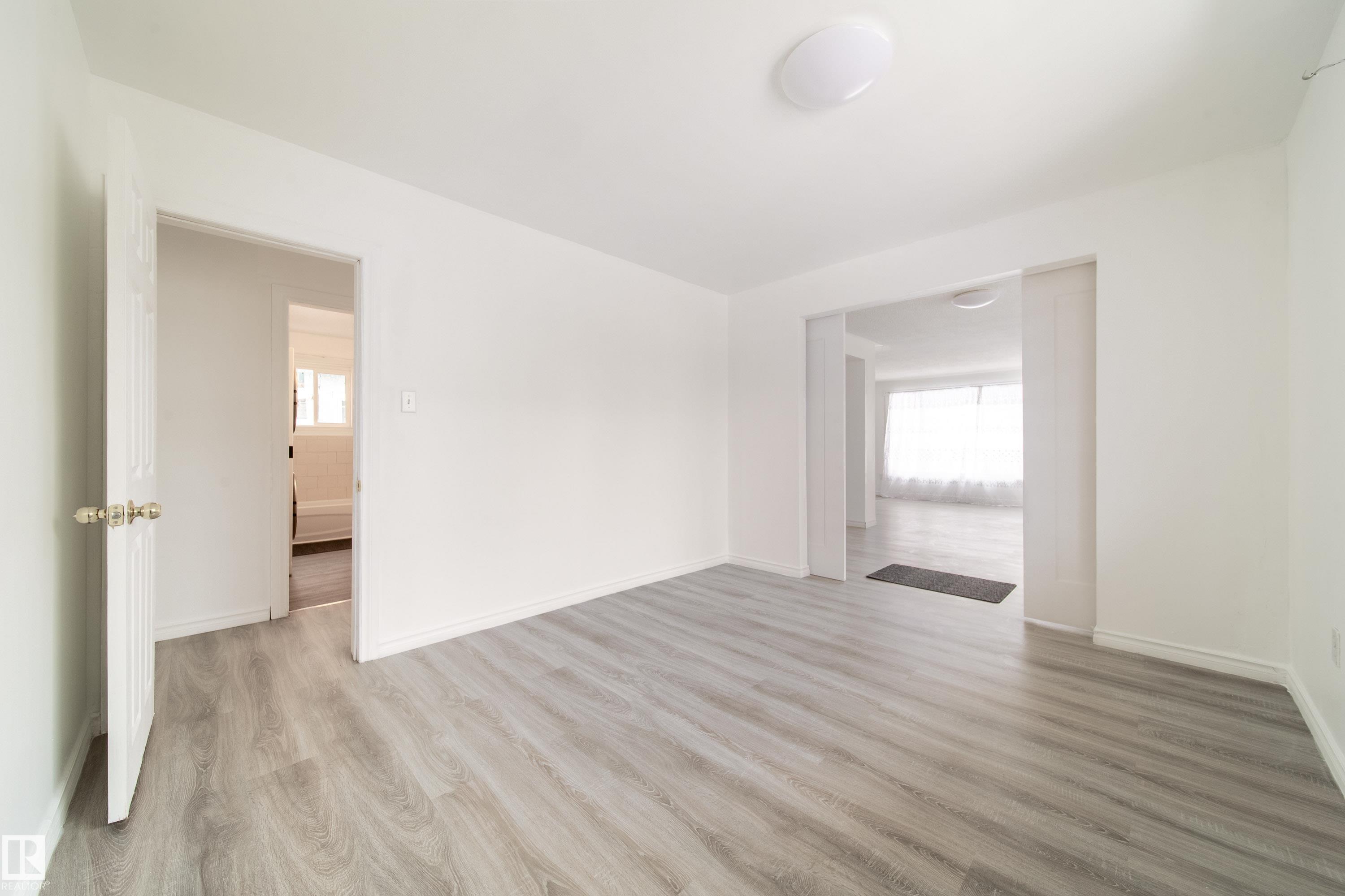 Photo 21 at 11430 81 Street NW, Parkdale, Edmonton