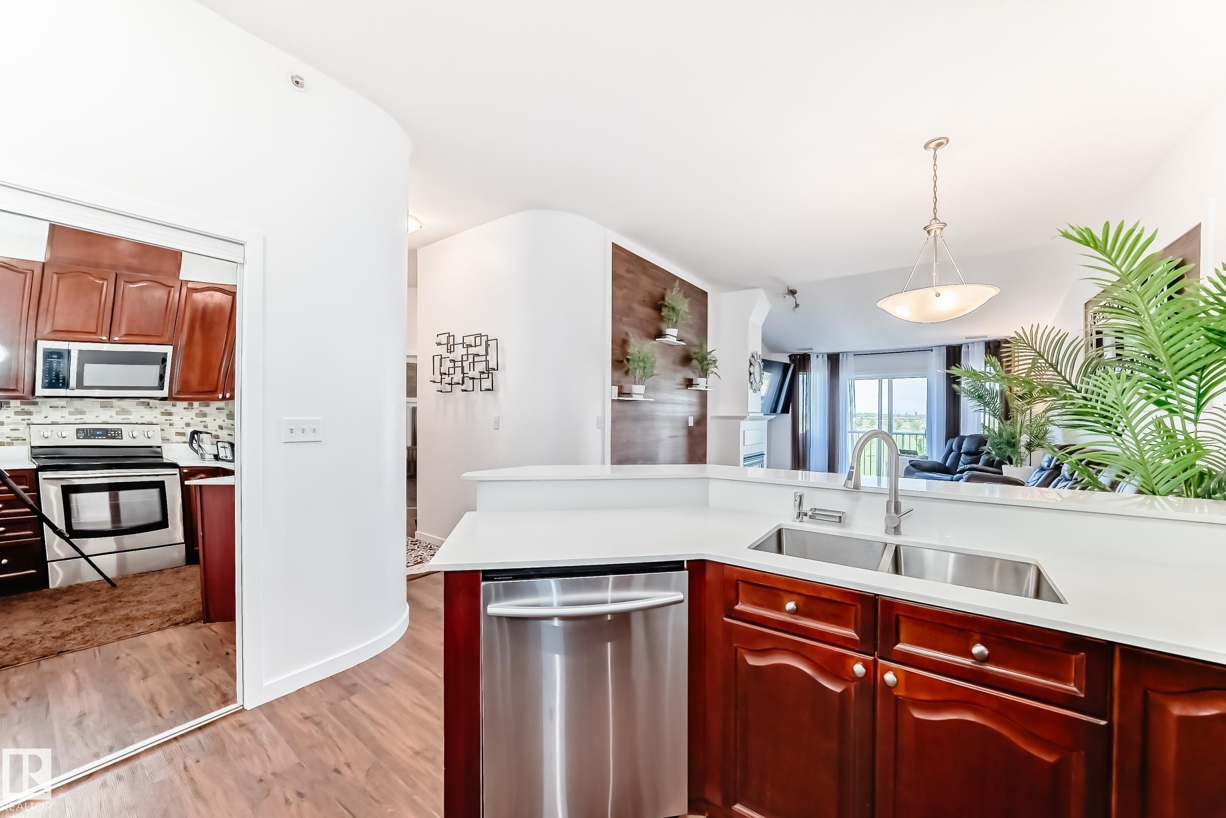 412 - 4312 139 Avenue NW, Clareview Town Centre, Edmonton