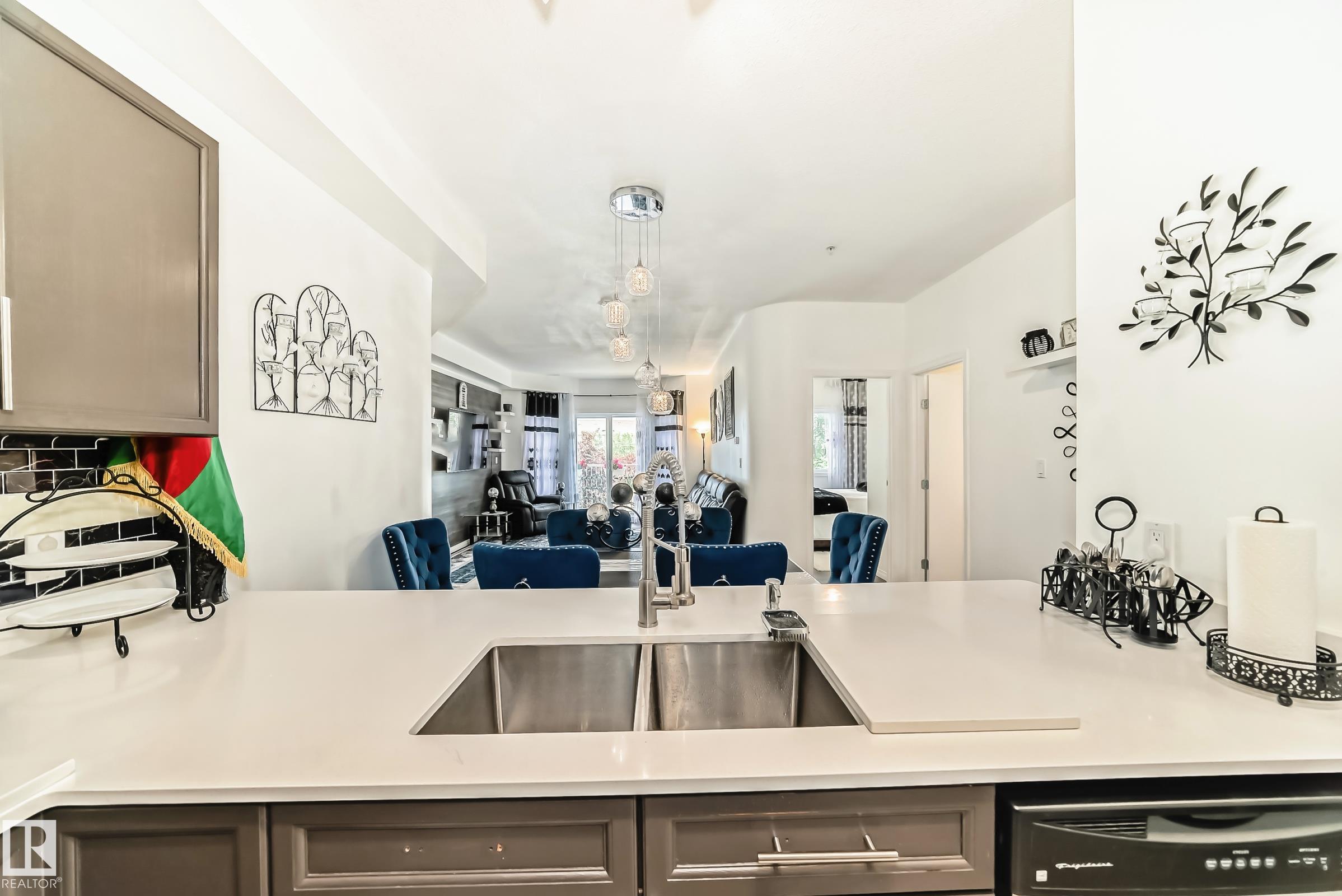 Photo 7 at 207 - 4316 139 Avenue NW, Clareview Town Centre, Edmonton