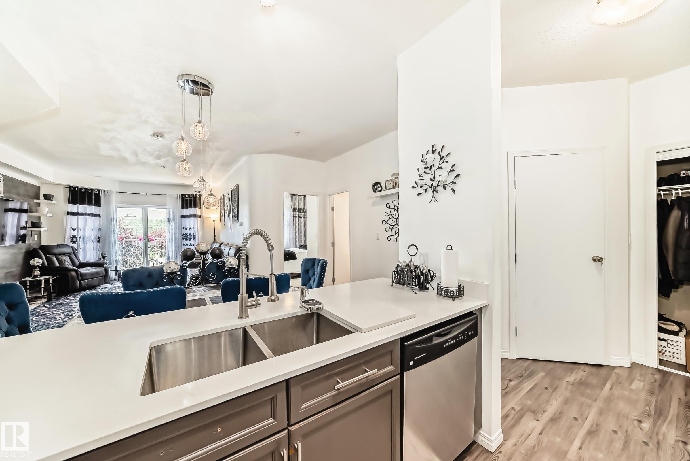 Photo 8 at 207 - 4316 139 Avenue NW, Clareview Town Centre, Edmonton