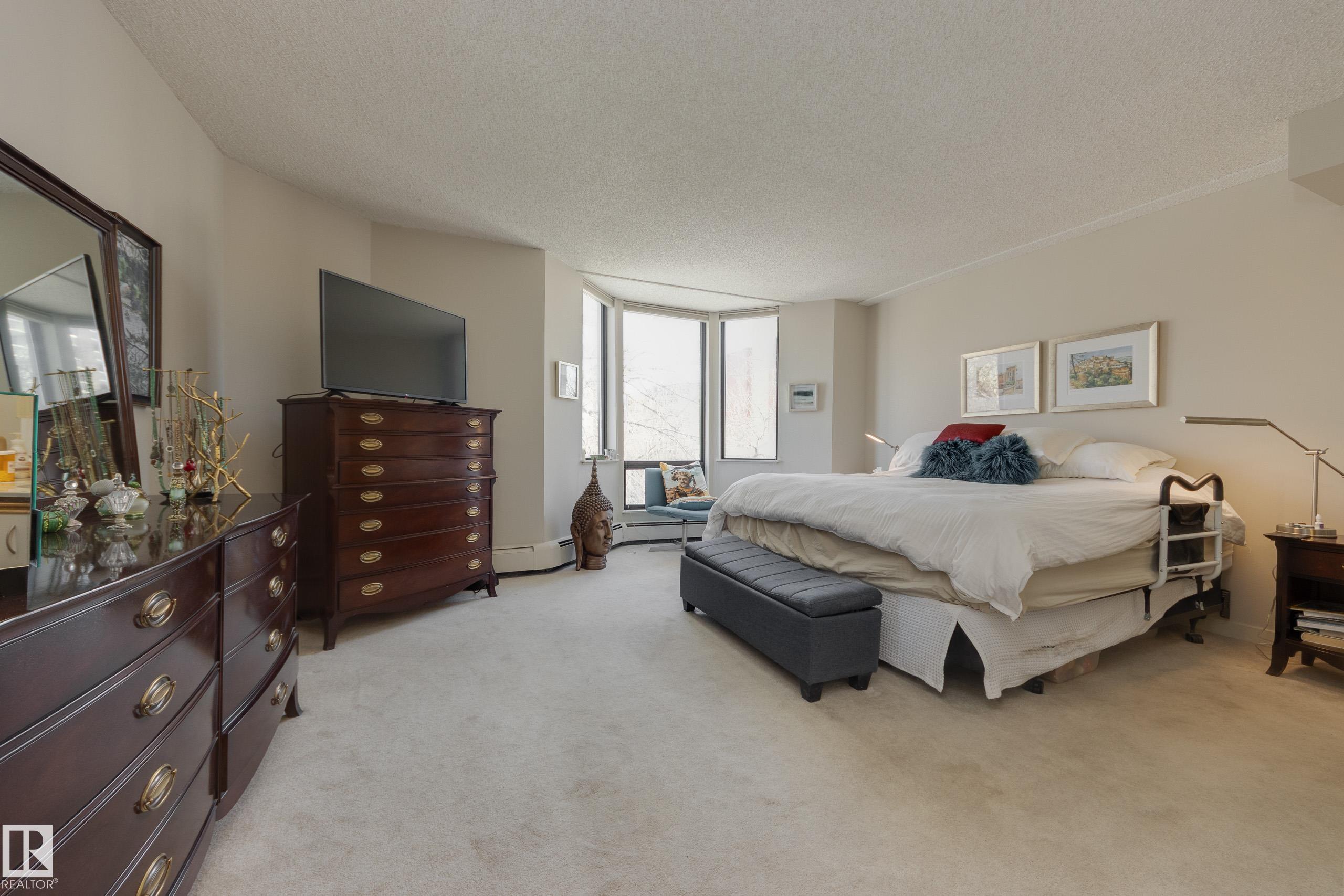 https://zimg.paragon.ice.com/ParagonImages/Property/PM/RAE/225388383/32/0/0/094893835320706af58f501429922240/1/696d95bc148b38d4b7af37d547627101/225388383-68554ed4-61ba-4dbd-96cf-559a2247e20b.JPG